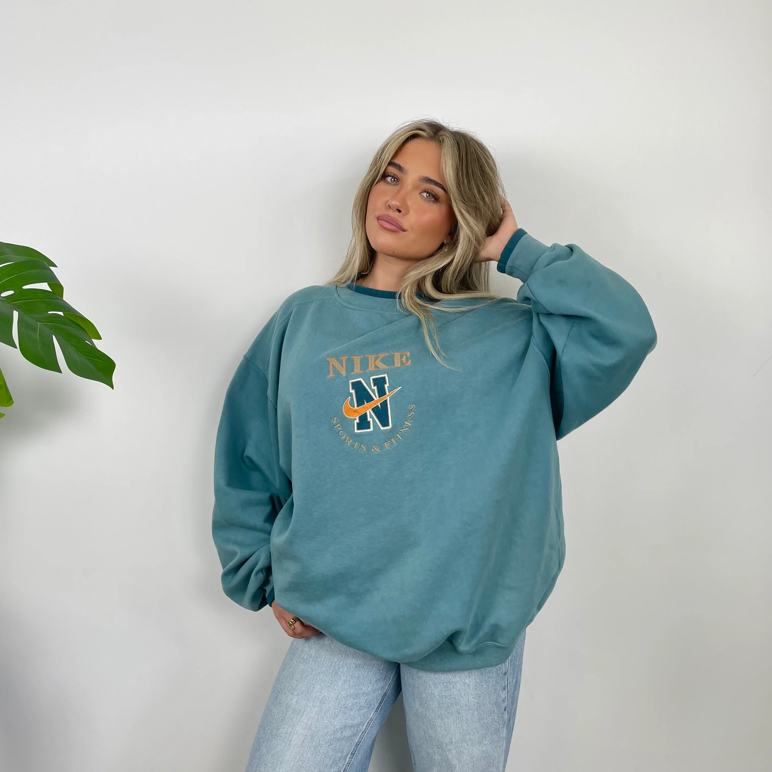 Nike Green Embroidered Swoosh Sweatshirt (XL) - Image 3