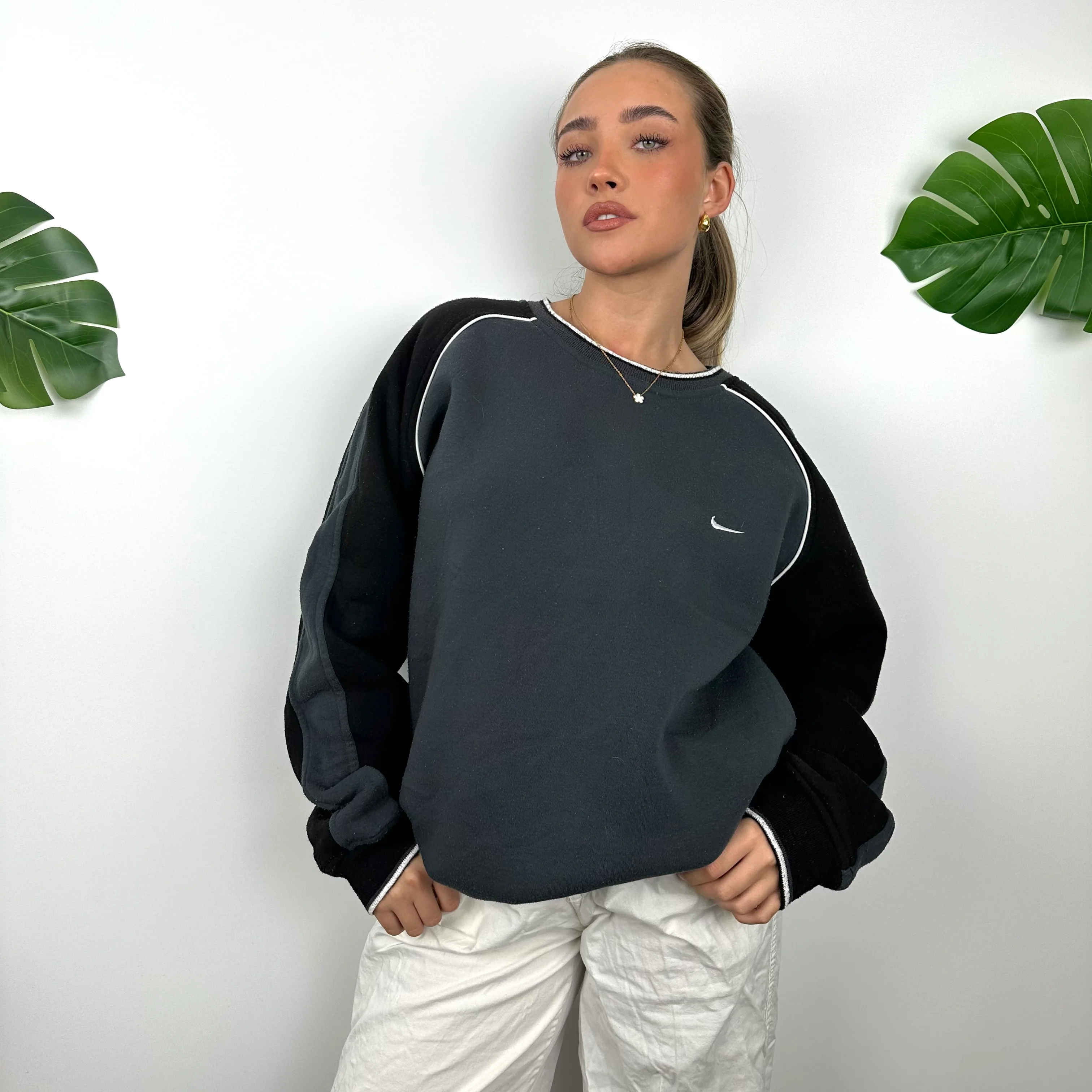 Nike Grey & Black Embroidered Swoosh Sweatshirt (XXL) - Image 6