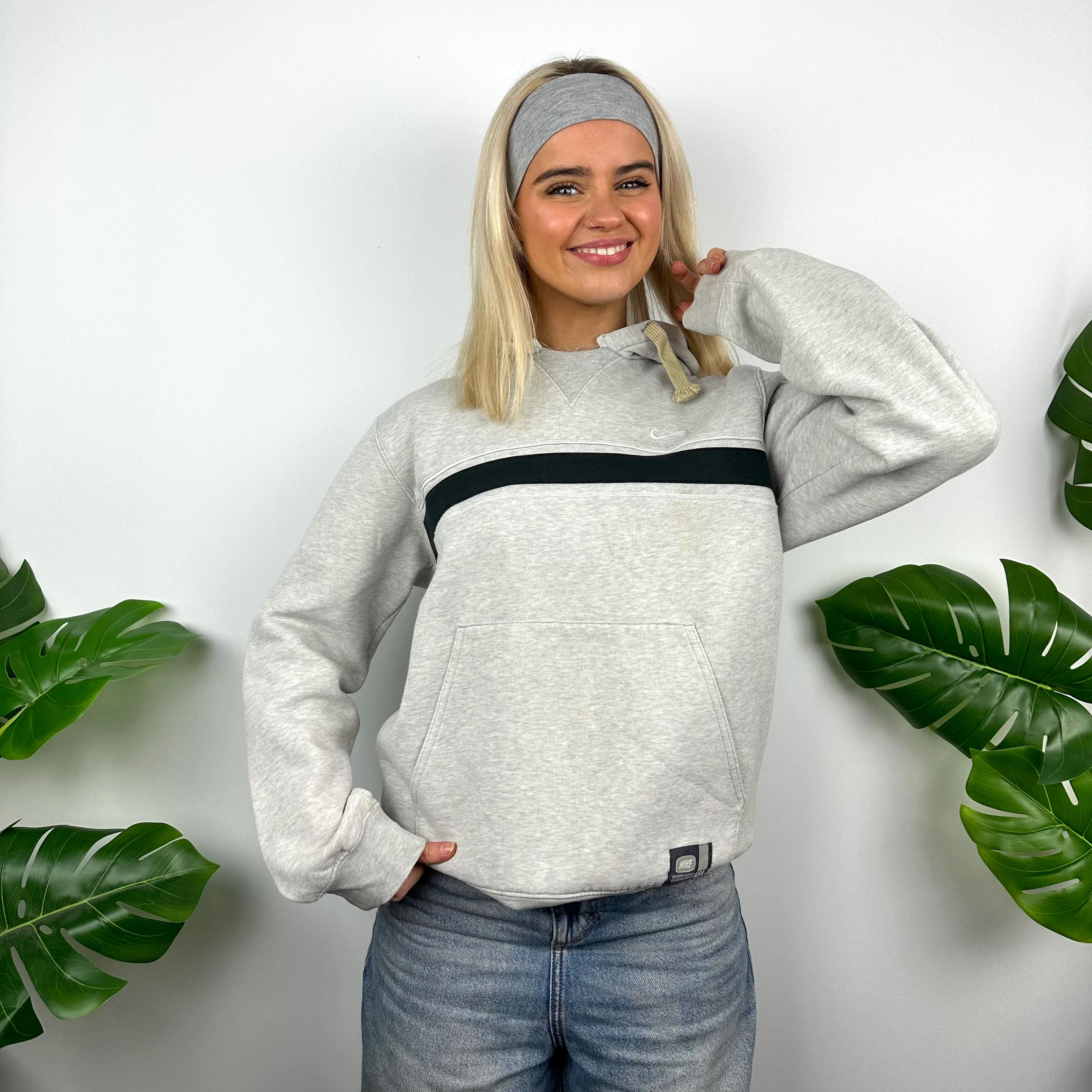 Nike Grey Embroidered Spell Out Hoodie (S) - Image 3