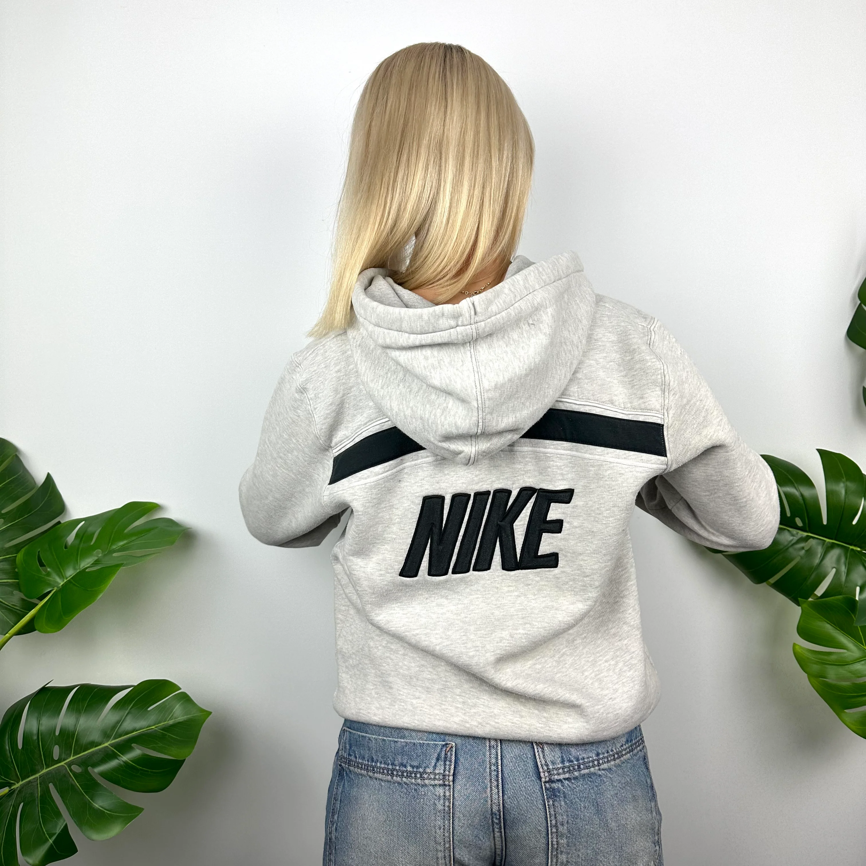 Nike Grey Embroidered Spell Out Hoodie (S) - Image 4