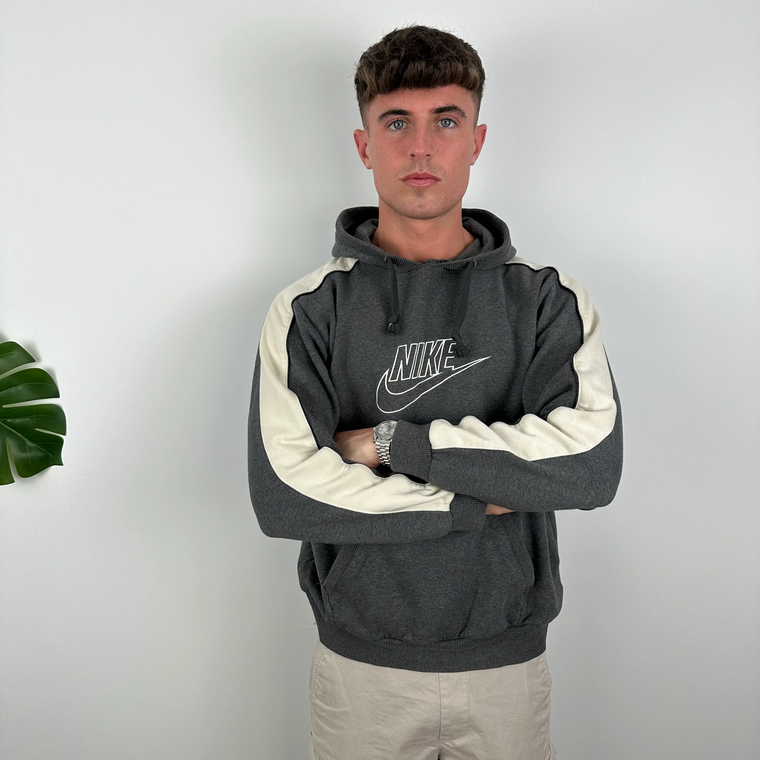 Nike Grey Embroidered Spell Out Hoodie (M) - Image 4