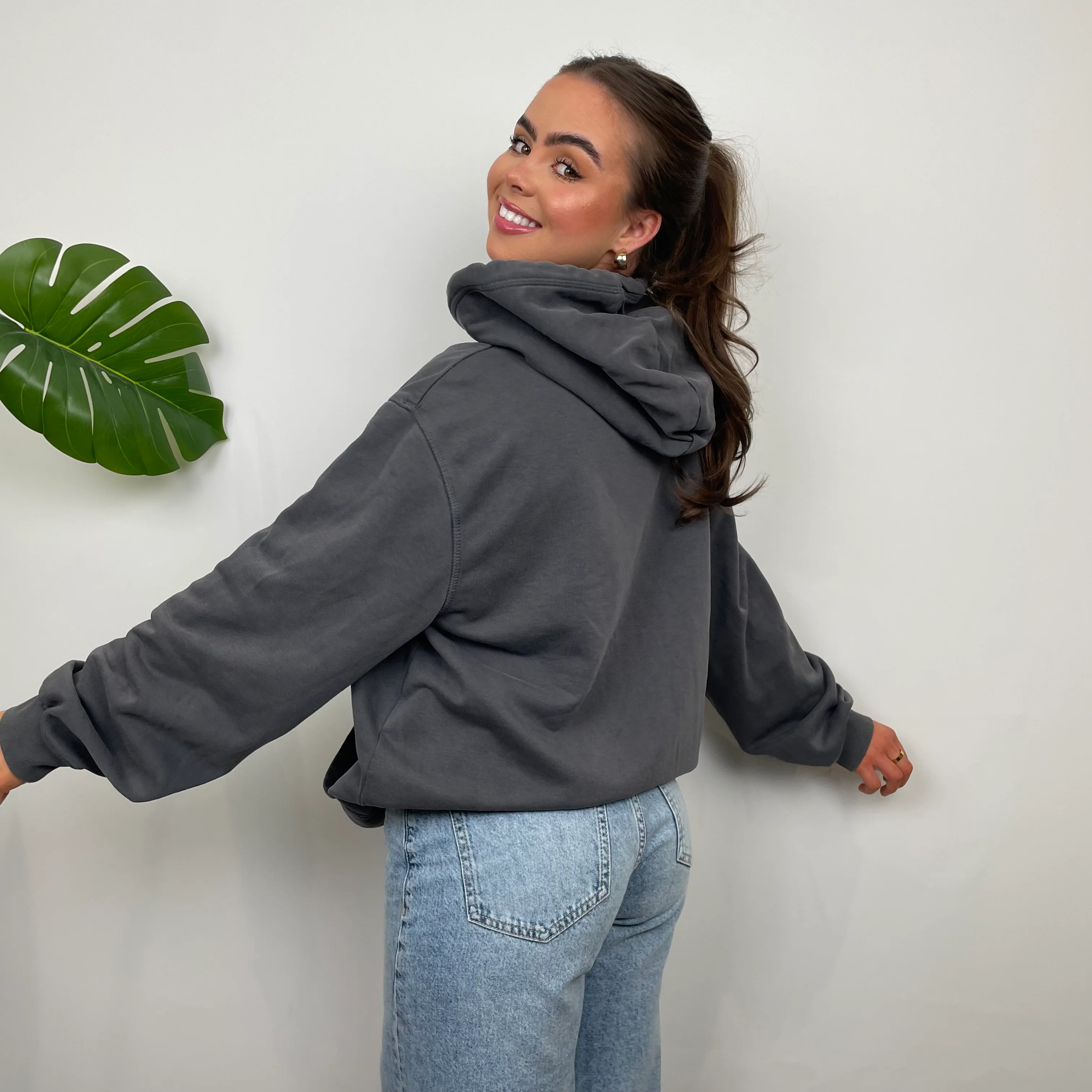 Nike Grey Embroidered Spell Out Hoodie (L) - Image 11
