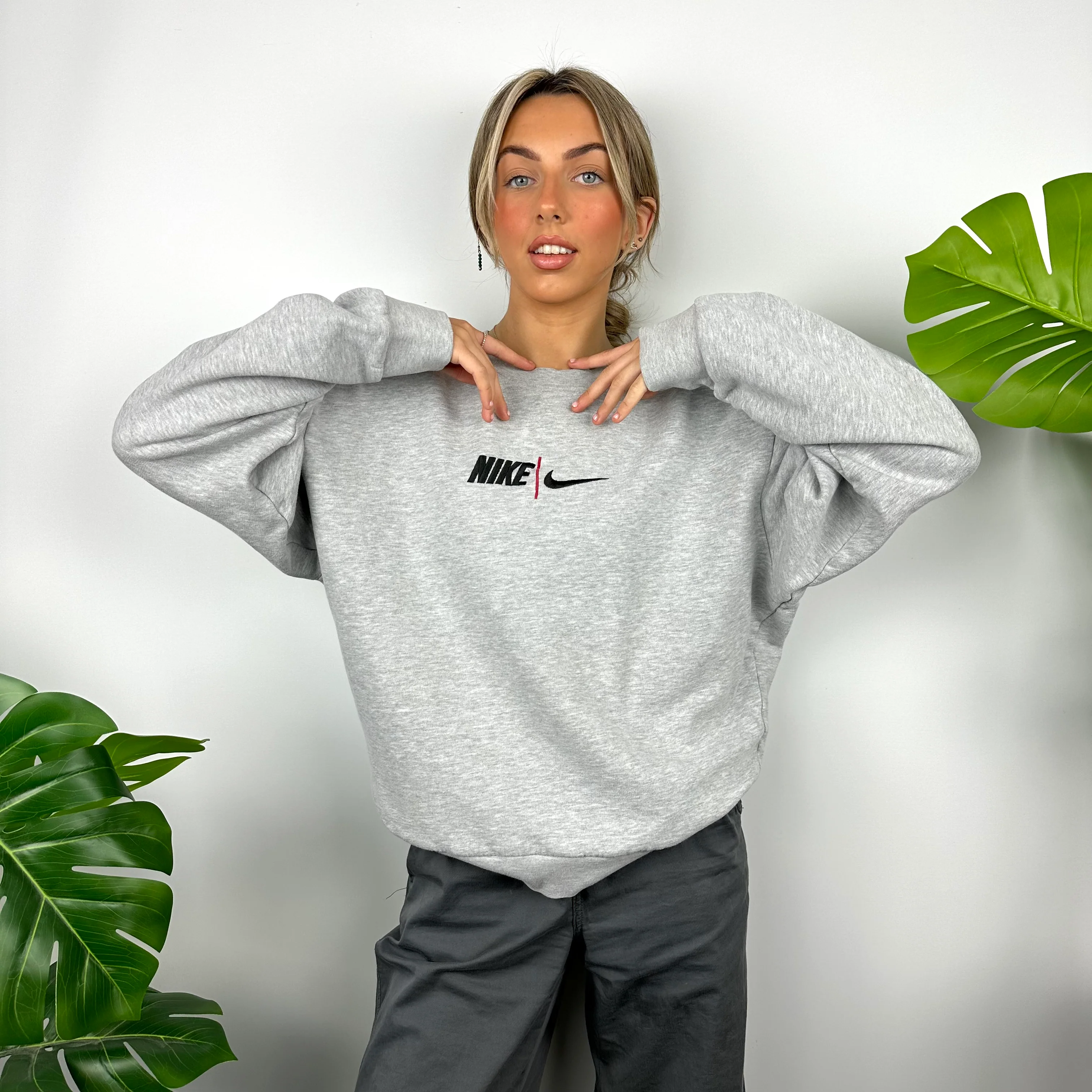 Nike Grey Embroidered Spell Out Sweatshirt (M) - Image 6