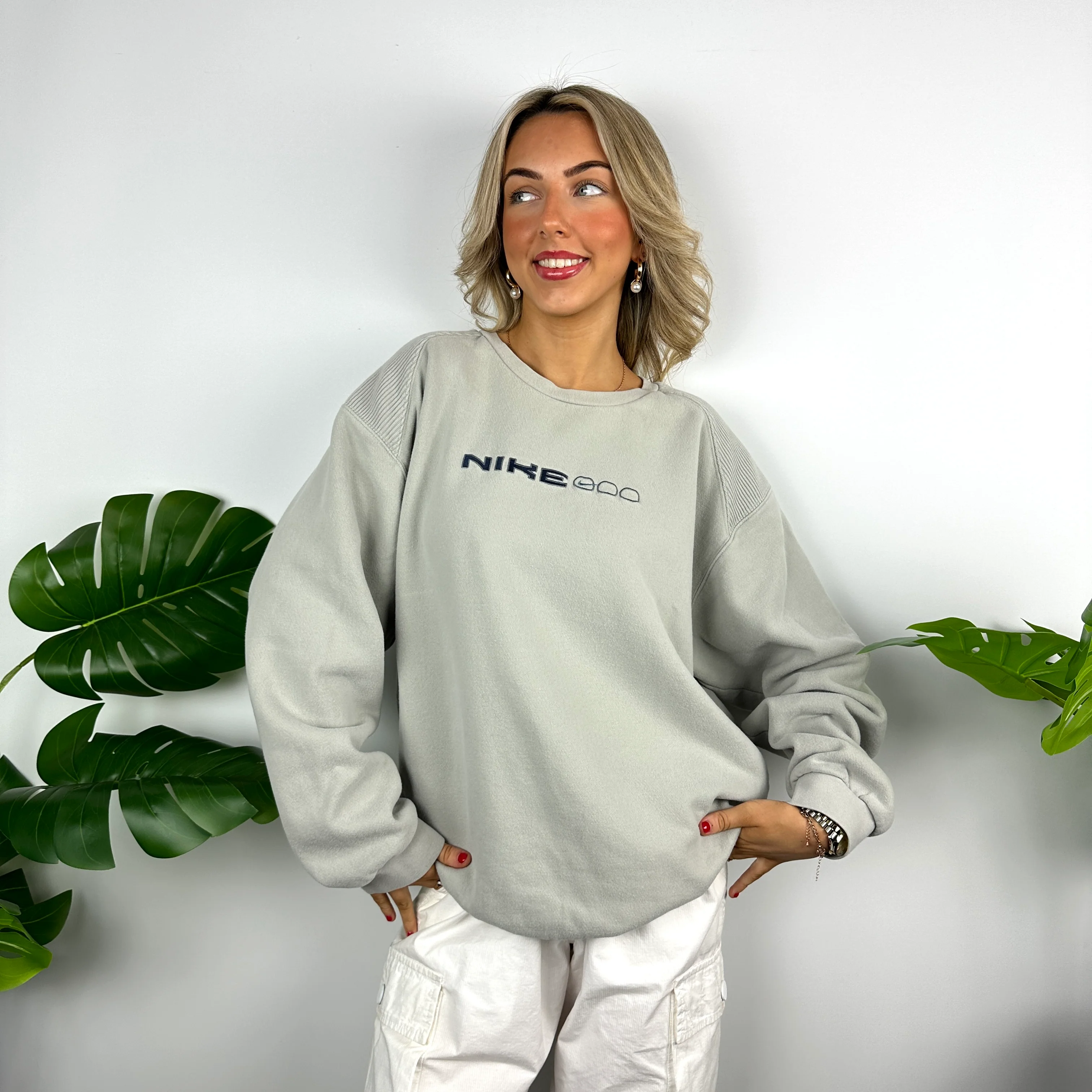 Nike Grey Embroidered Spell Out Sweatshirt (XL) - Image 6