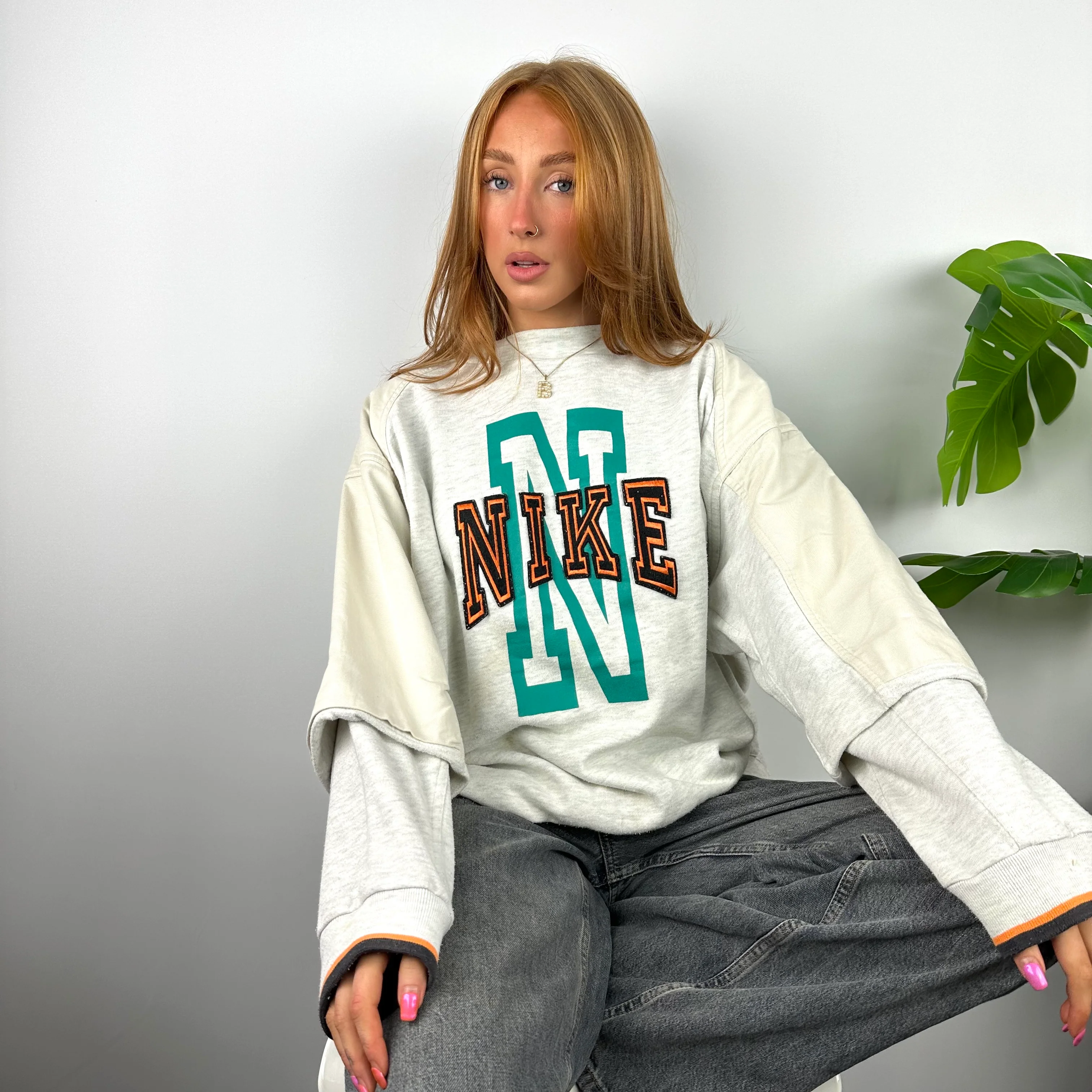 Nike Grey Embroidered Spell Out Sweatshirt (L) - Image 3