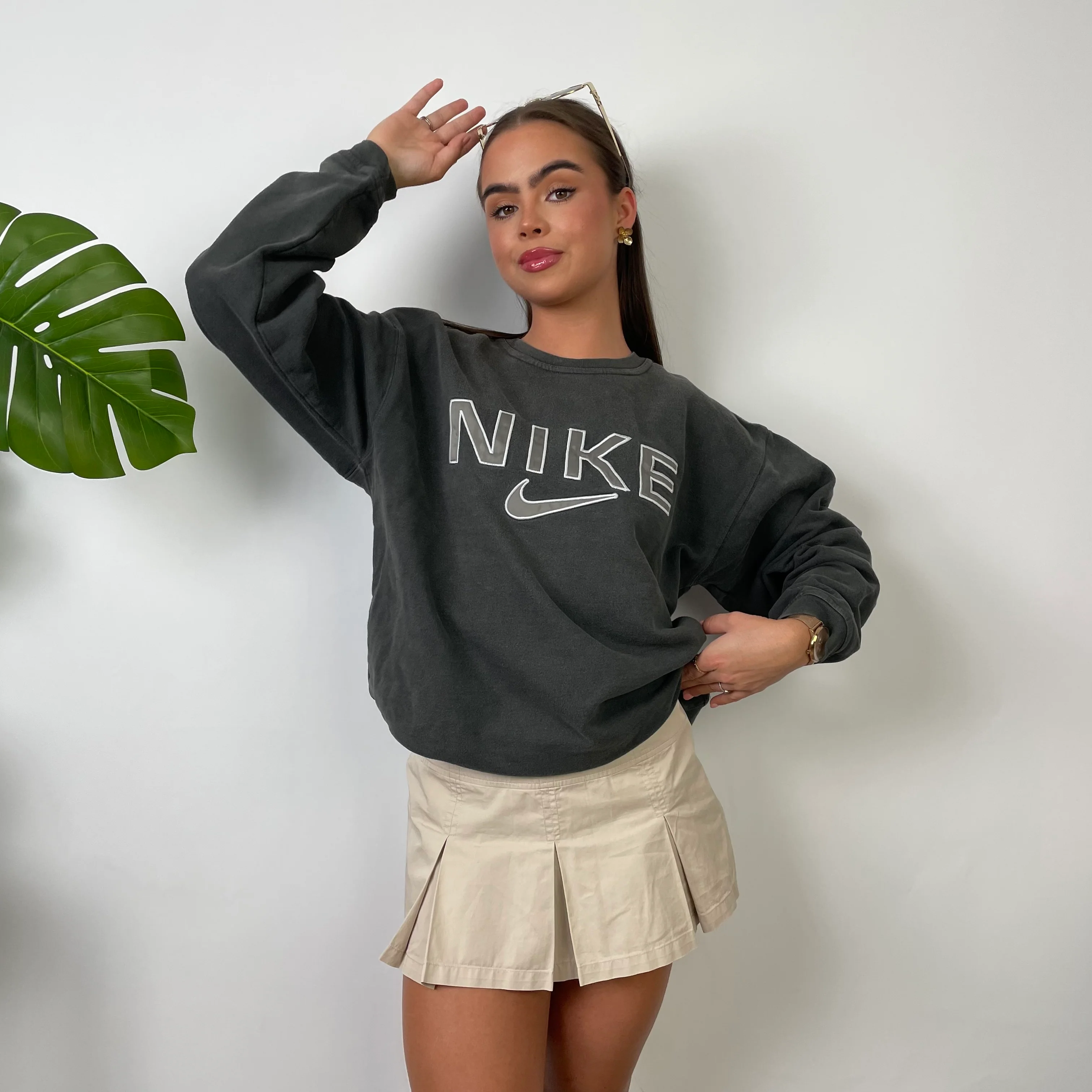 Nike Grey Embroidered Spell Out Sweatshirt (S) - Image 5