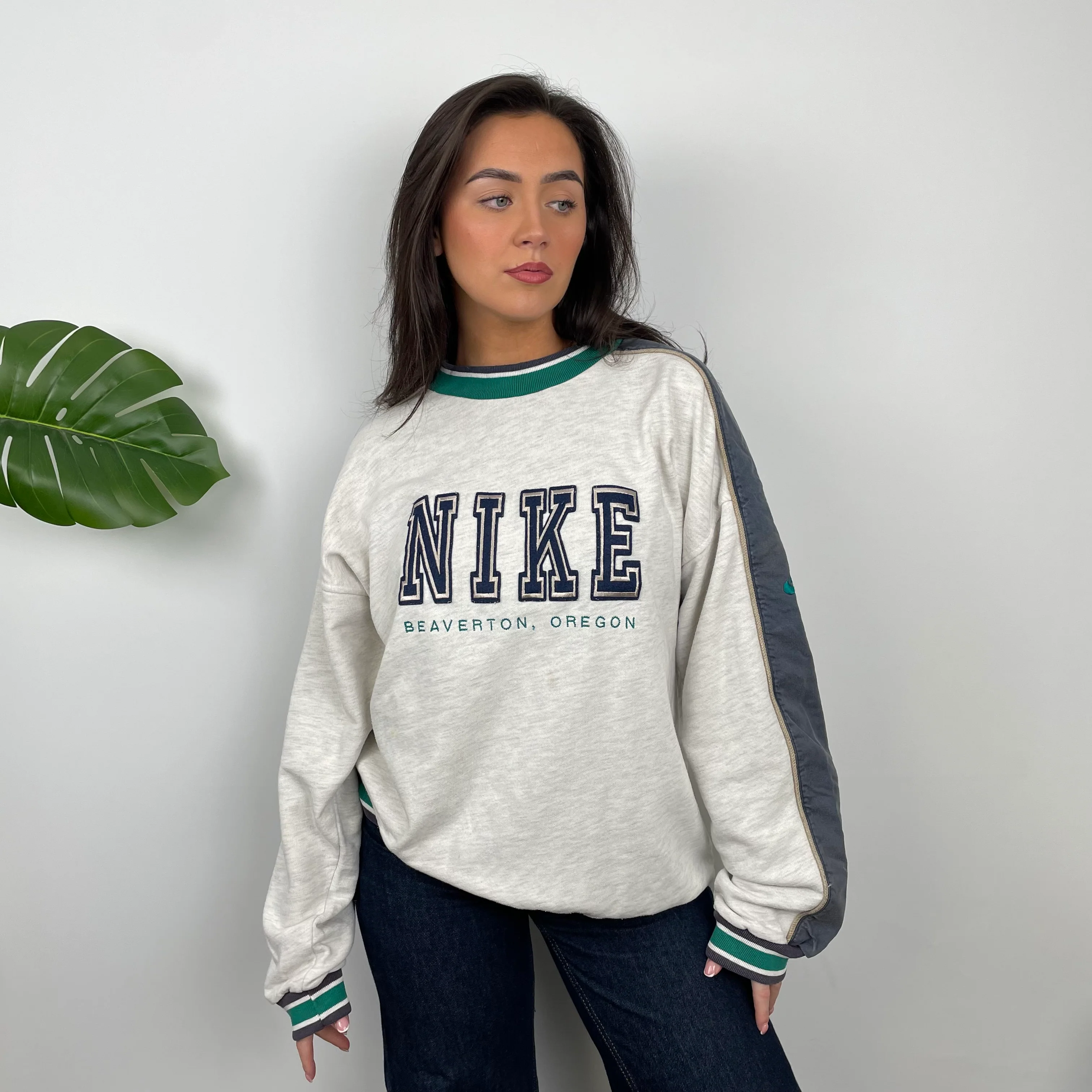 Nike Grey Embroidered Spell Out Sweatshirt (L) - Image 4