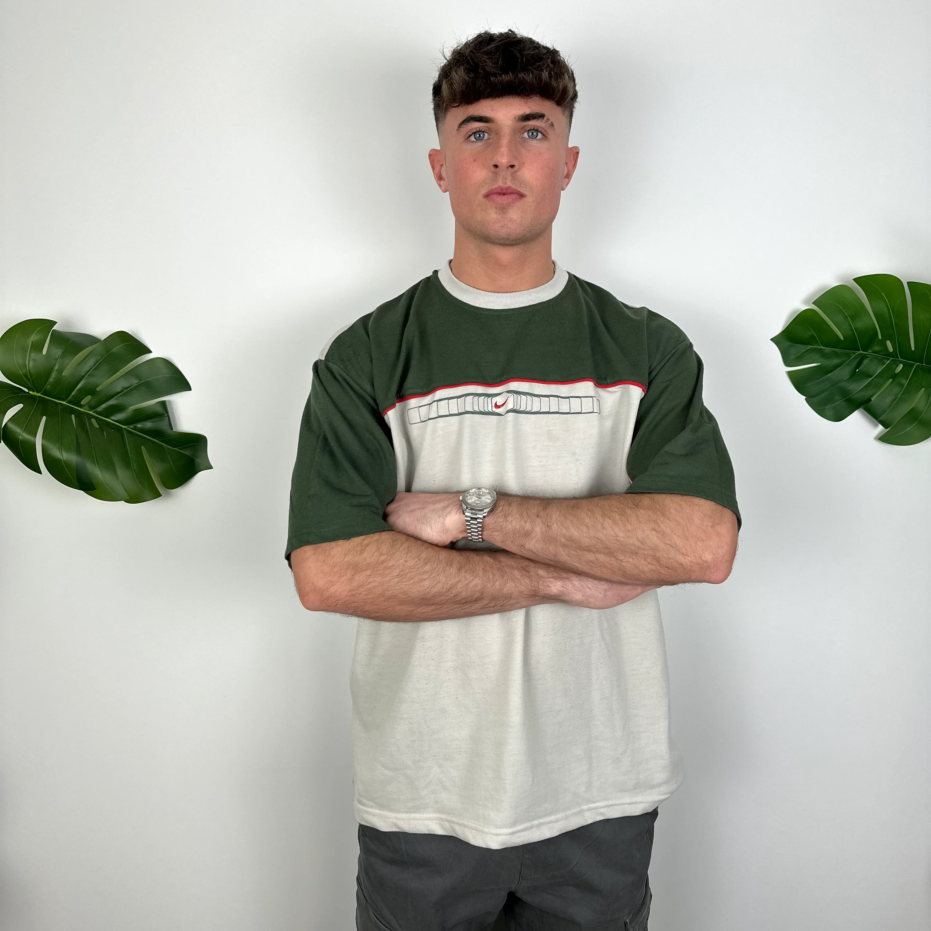 Nike Grey & Green Swoosh T Shirt (L) - Image 2