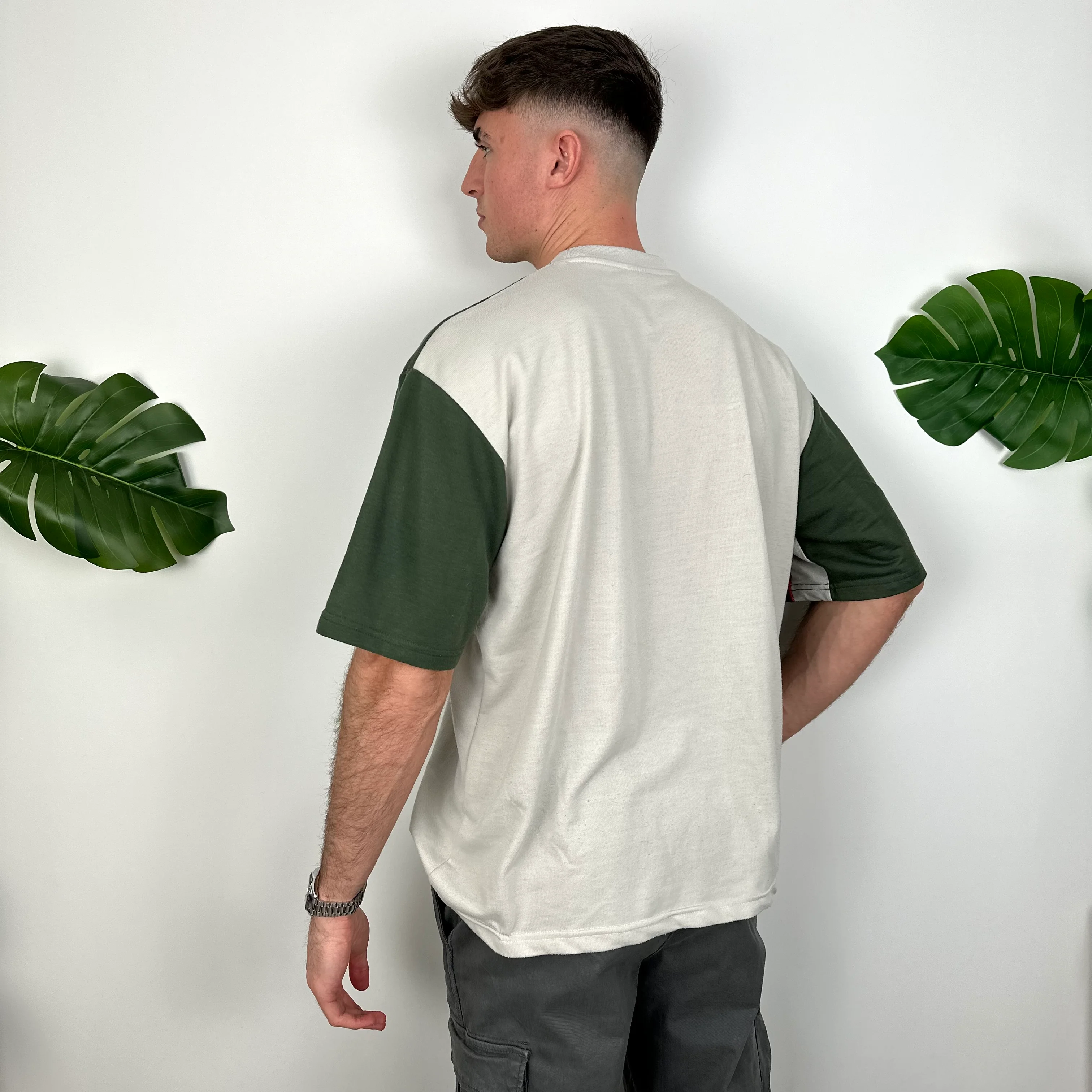 Nike Grey & Green Swoosh T Shirt (L) - Image 6