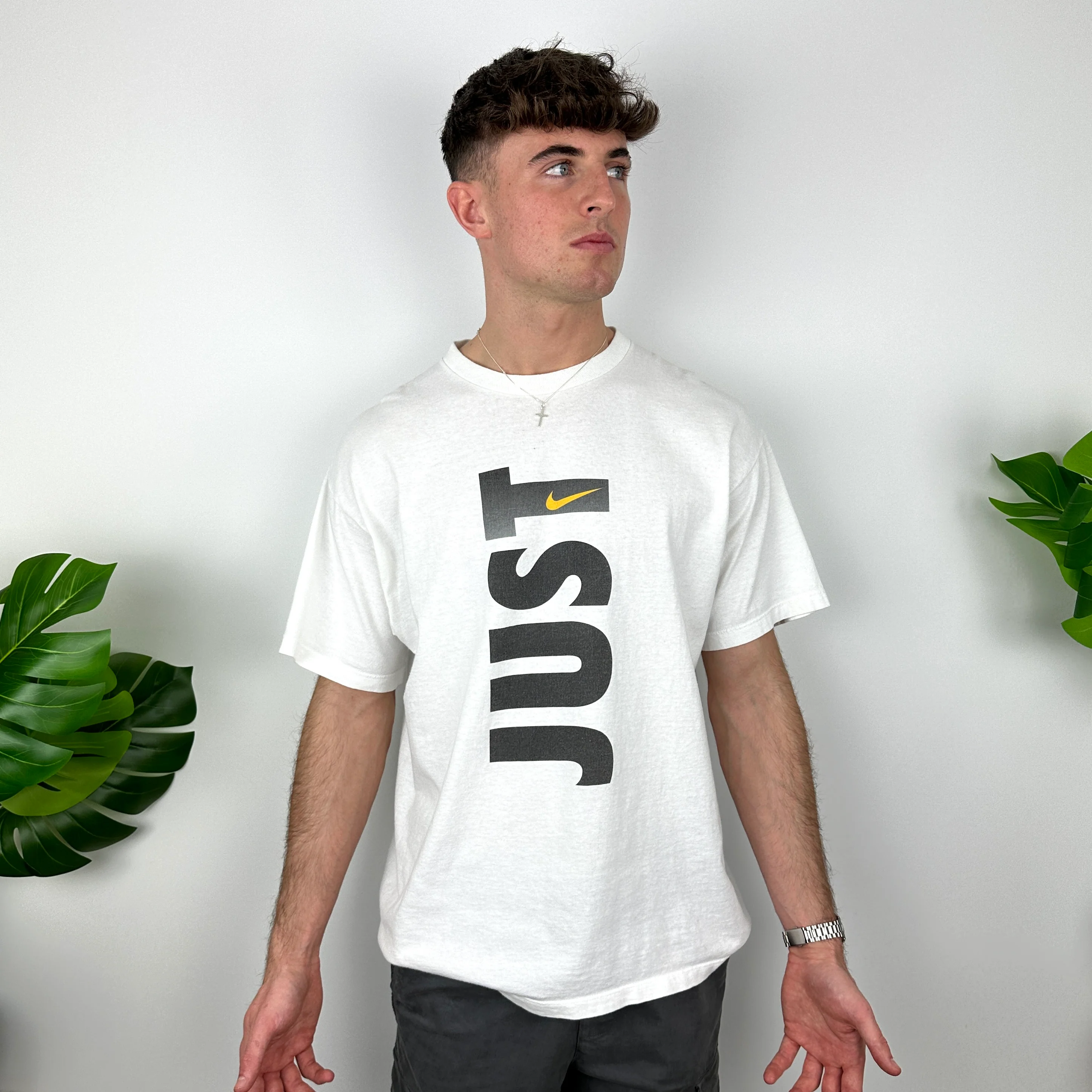 Nike Just Do It White Graphic Spell Out T Shirt (L) - Image 5