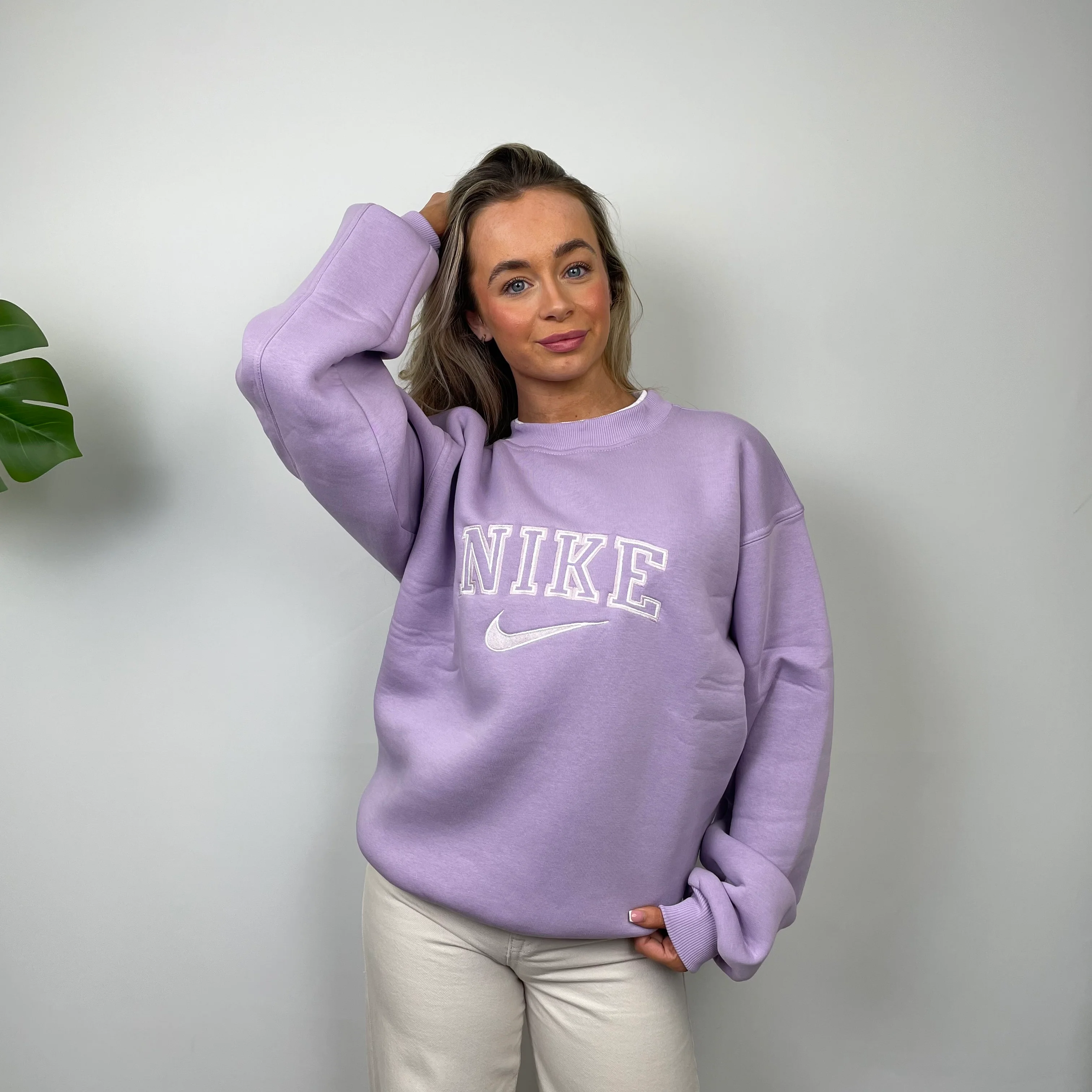 Nike Lilac Embroidered Spell Out Sweatshirt (S) - Image 4