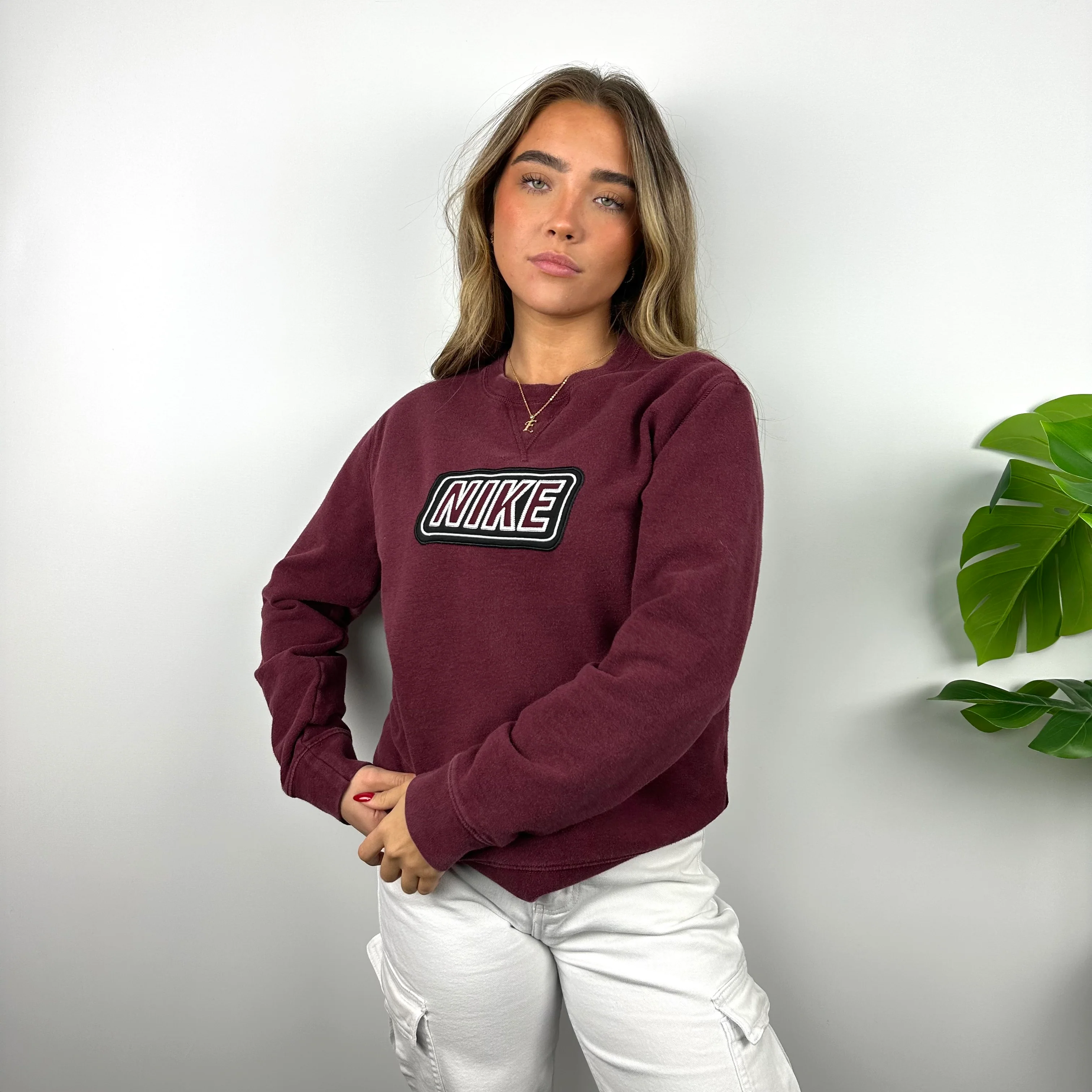 Nike Maroon Embroidered Spell Out Sweatshirt (M) - Image 4