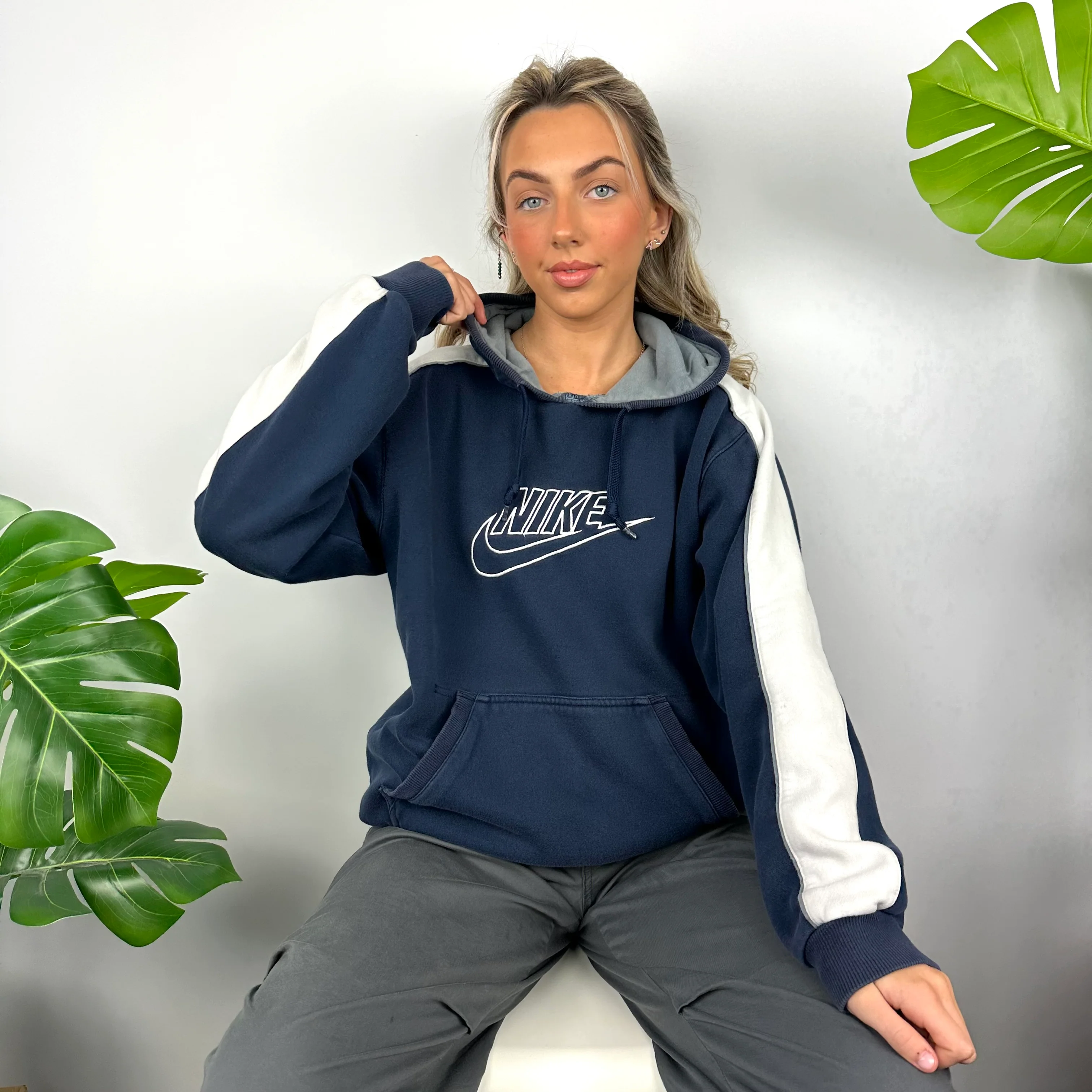 Nike Navy Embroidered Spell Out Hoodie (M) - Image 3