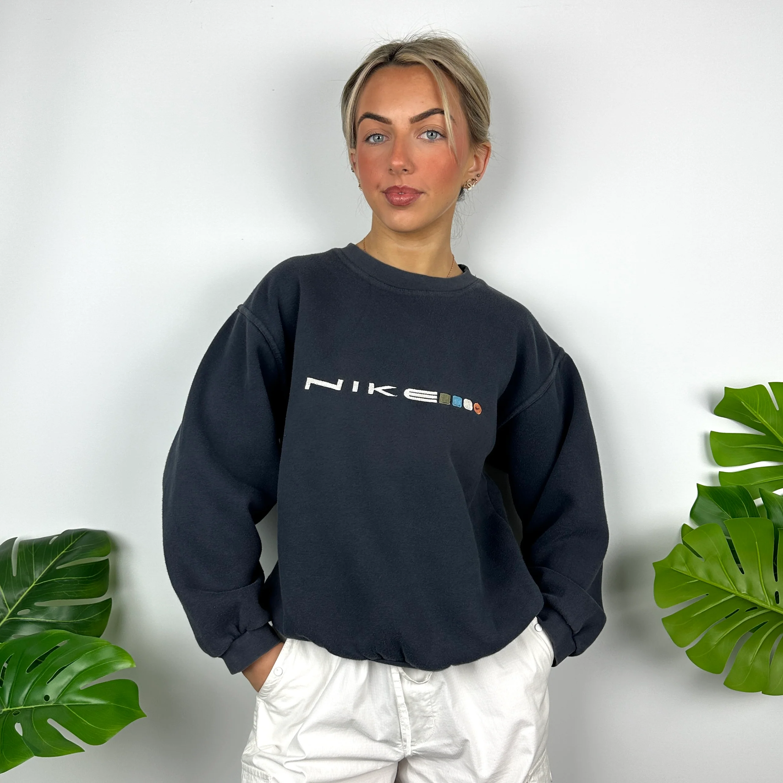 Nike Navy Embroidered Spell Out Sweatshirt (S) - Image 7