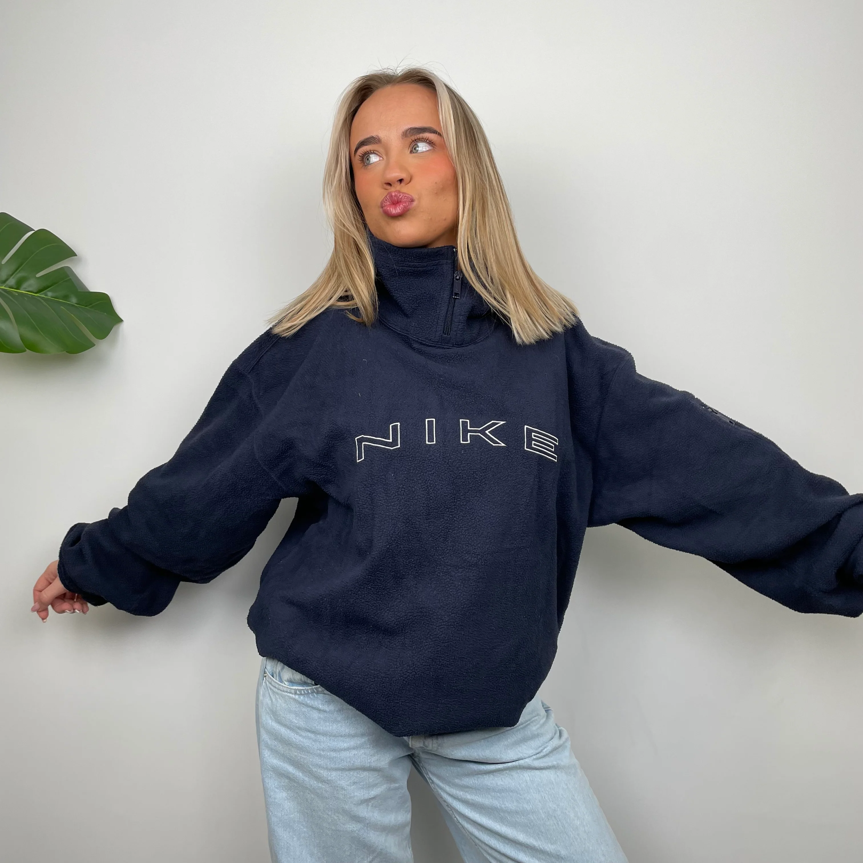 Nike Navy Embroidered Spell Out Teddy Bear Fleece Quarter Zip Sweatshirt (L) - Image 5
