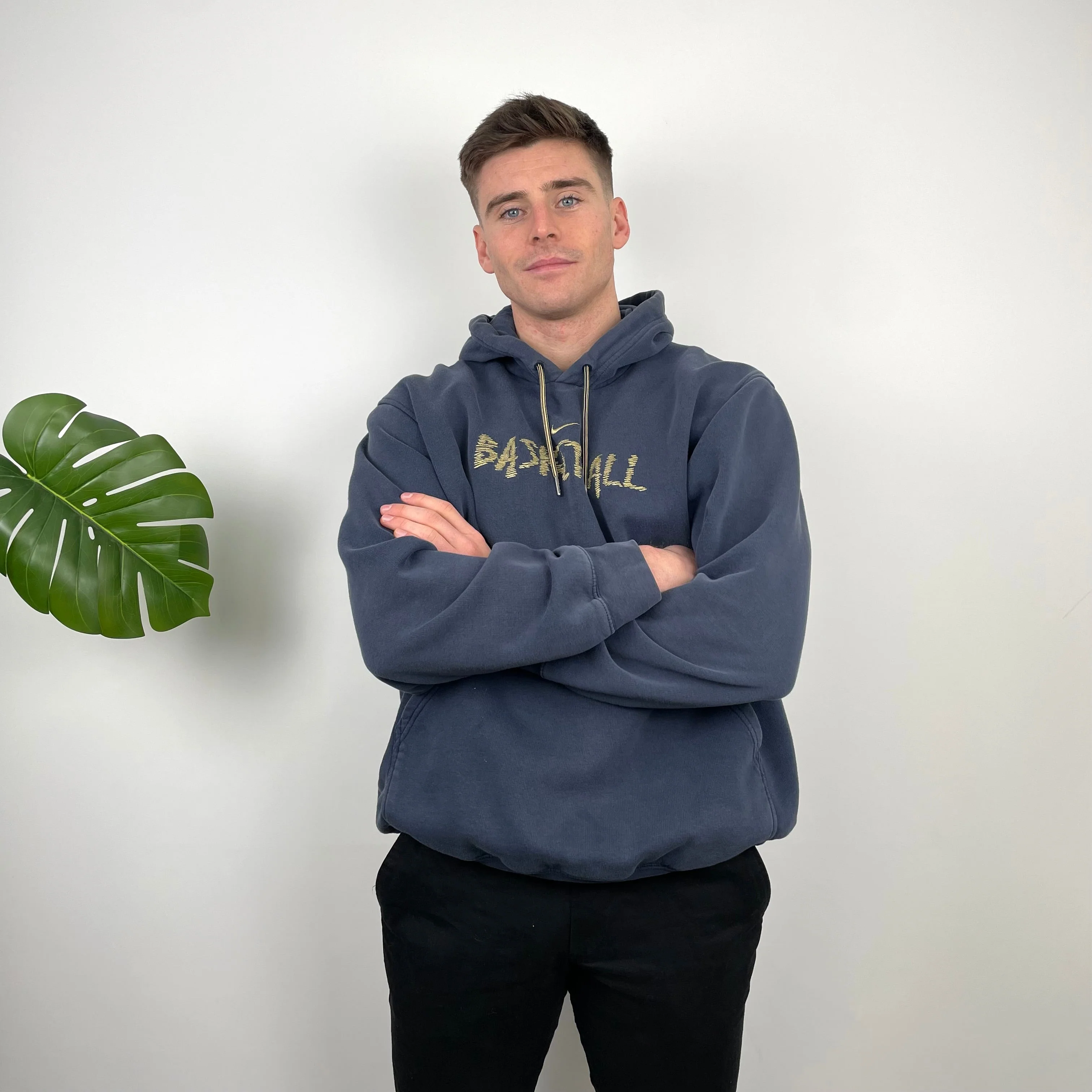 Nike Navy Embroidered Swoosh Hoodie (XL) - Image 4