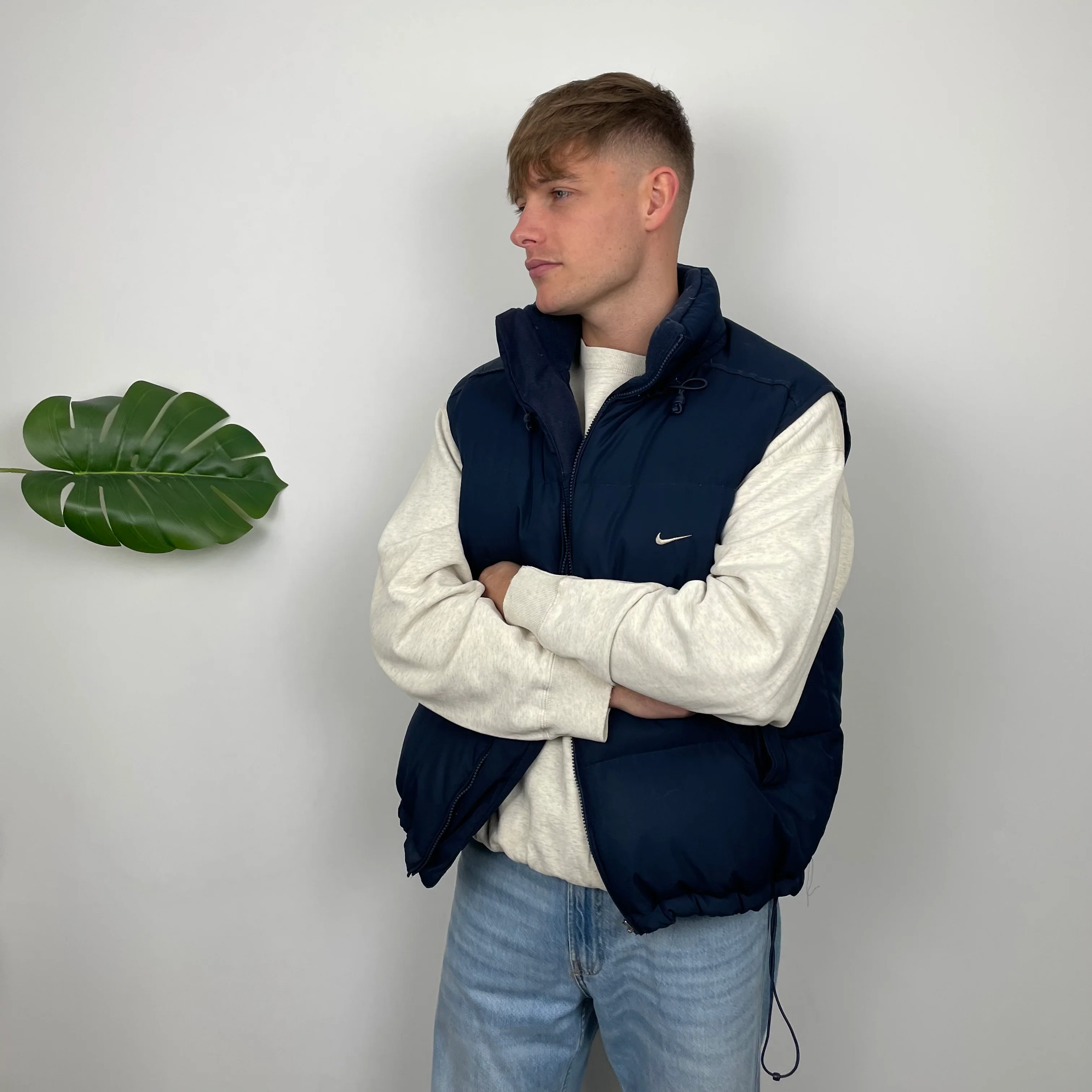 Nike Navy Embroidered Swoosh Puffer Gilet (XL) - Image 4