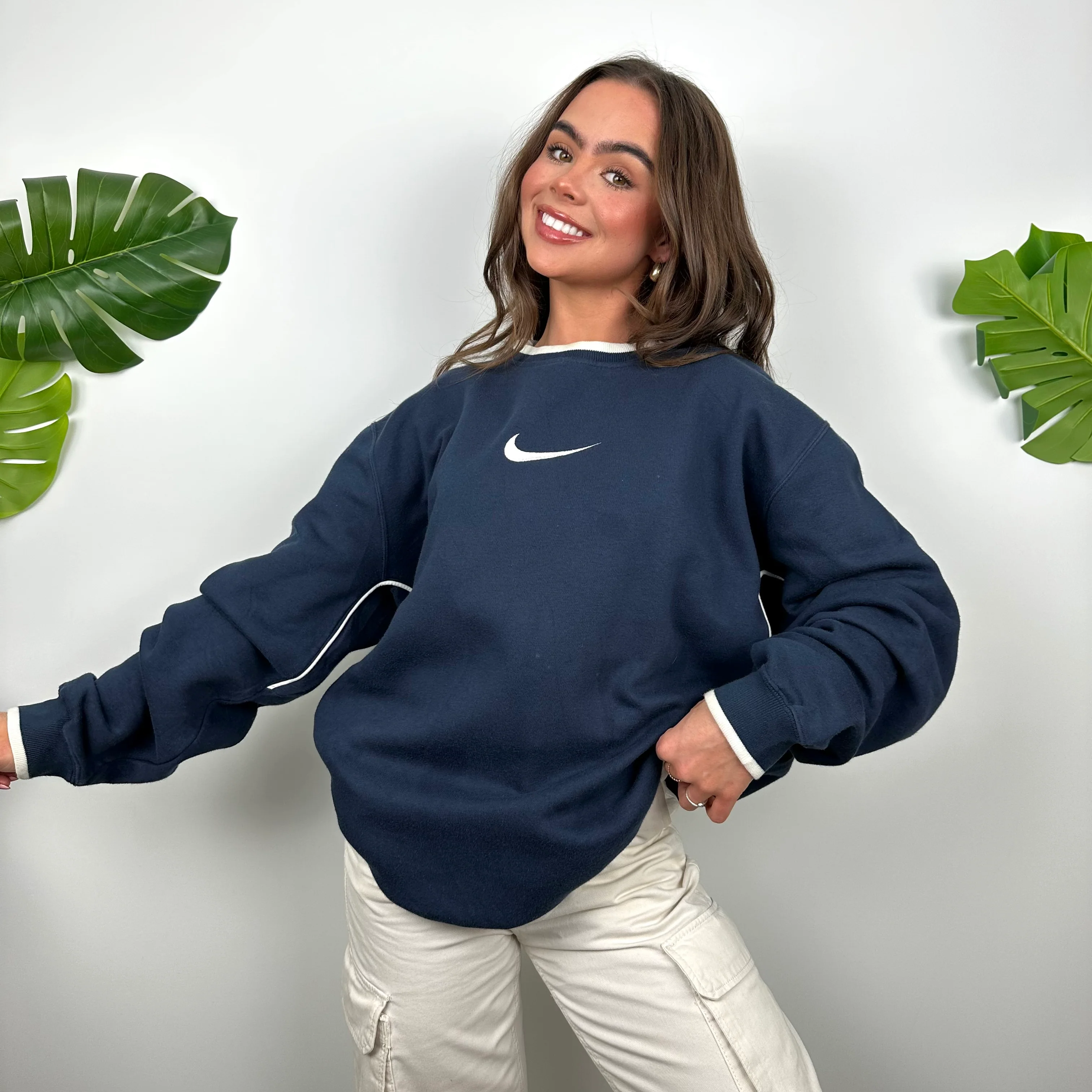 Nike Navy Embroidered Swoosh Sweatshirt (L) - Image 3