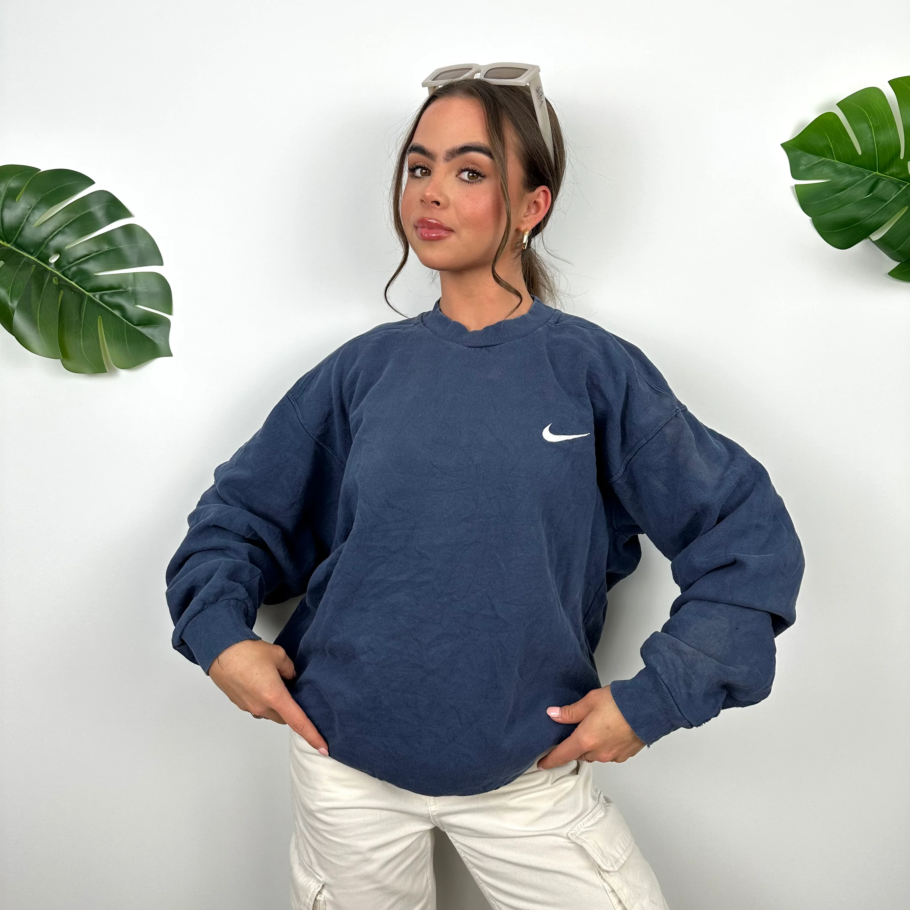 Nike Navy Embroidered Swoosh Sweatshirt (M) - Image 5