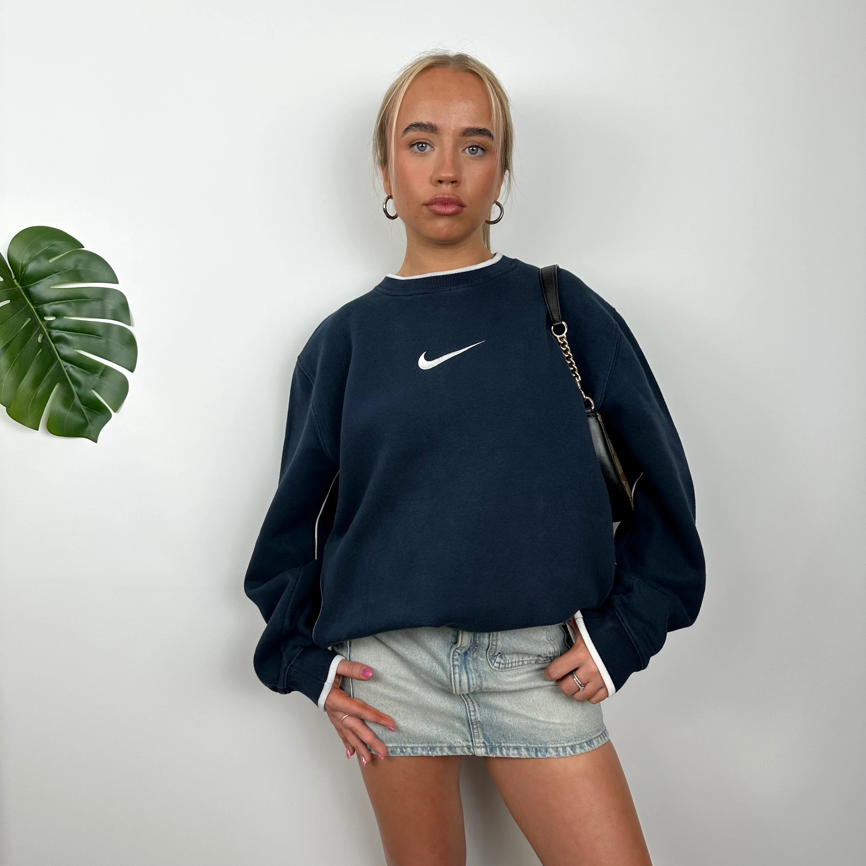 Nike Navy Embroidered Swoosh Sweatshirt (L) - Image 3