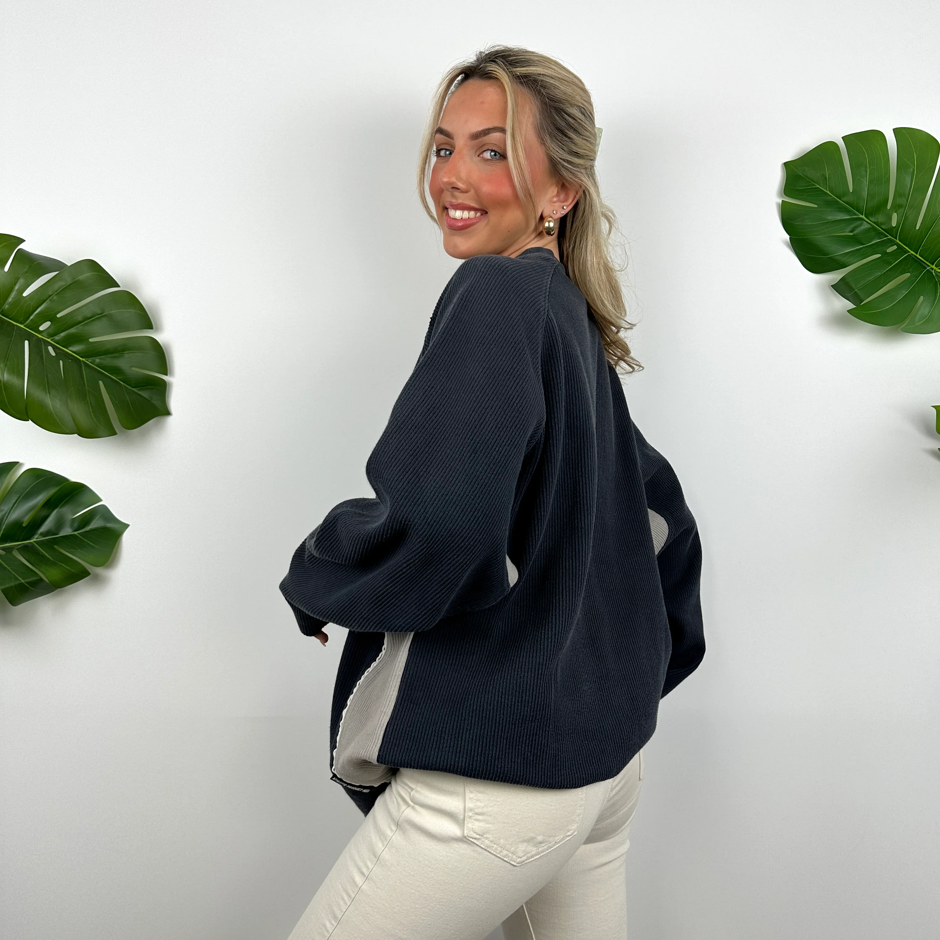 Nike Navy Embroidered Swoosh Sweatshirt (L) - Image 4