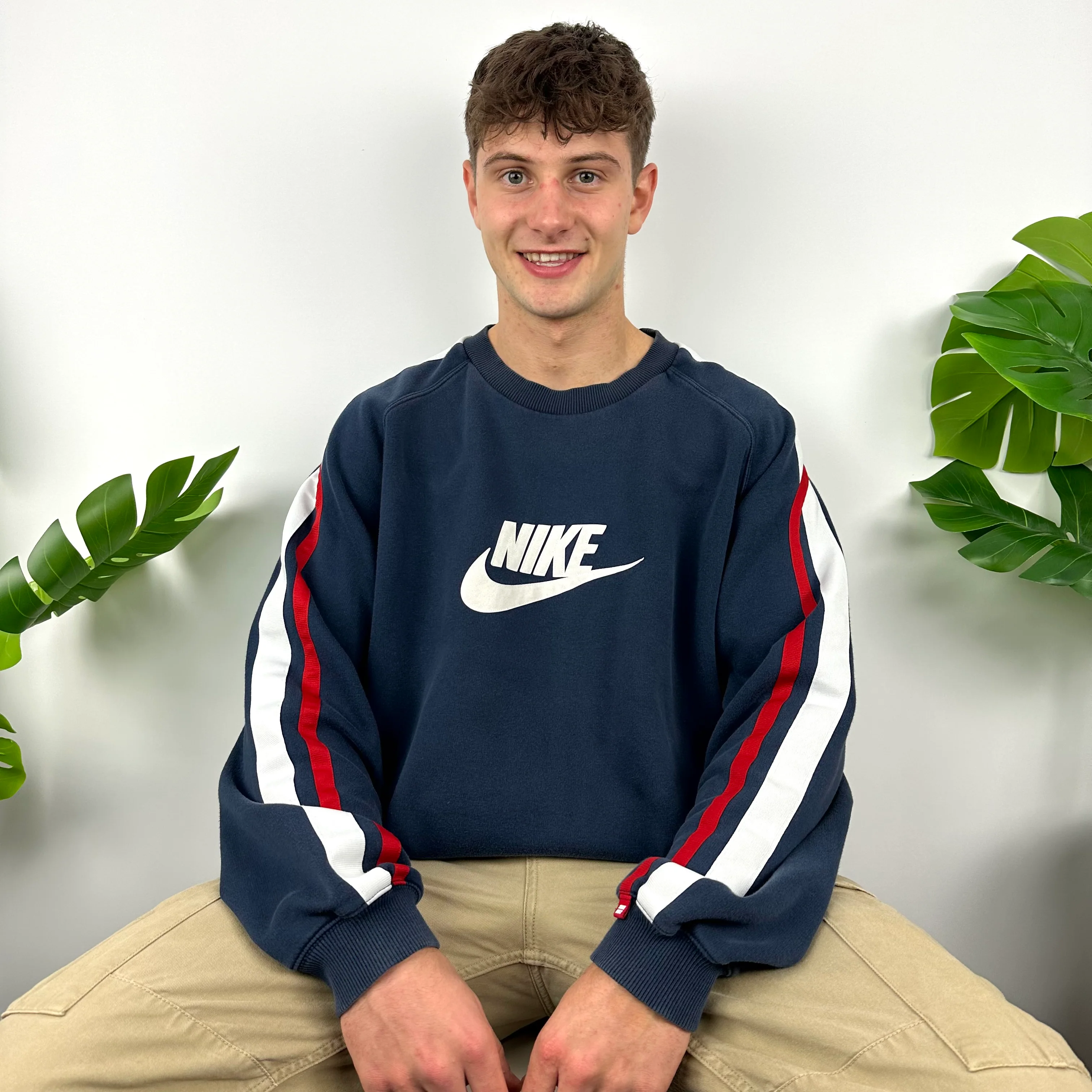 Nike Navy Embroidered Spell Out Sweatshirt (XL) - Image 8