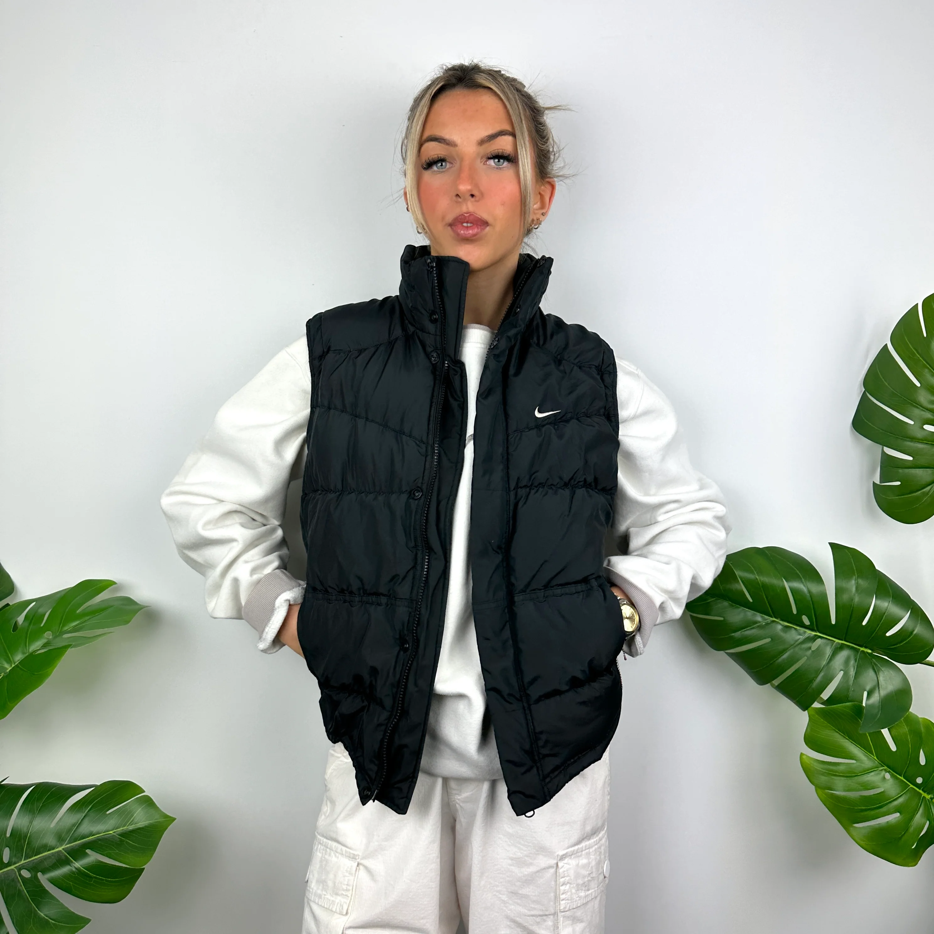 Nike RARE Black Embroidered Swoosh Puffer Gilet (S) - Image 2