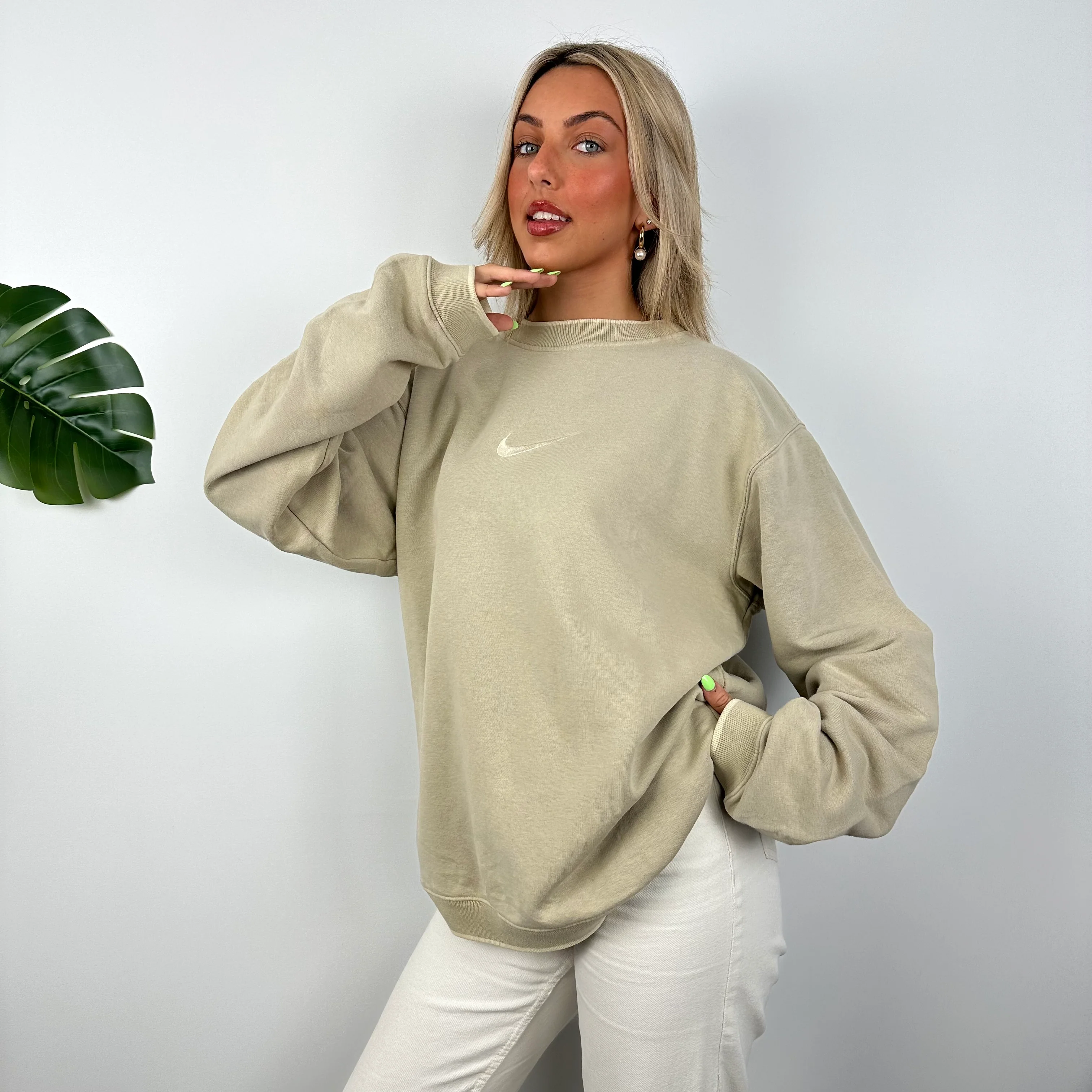 Nike RARE Coffee Embroidered Swoosh Sweatshirt (L) - Image 7