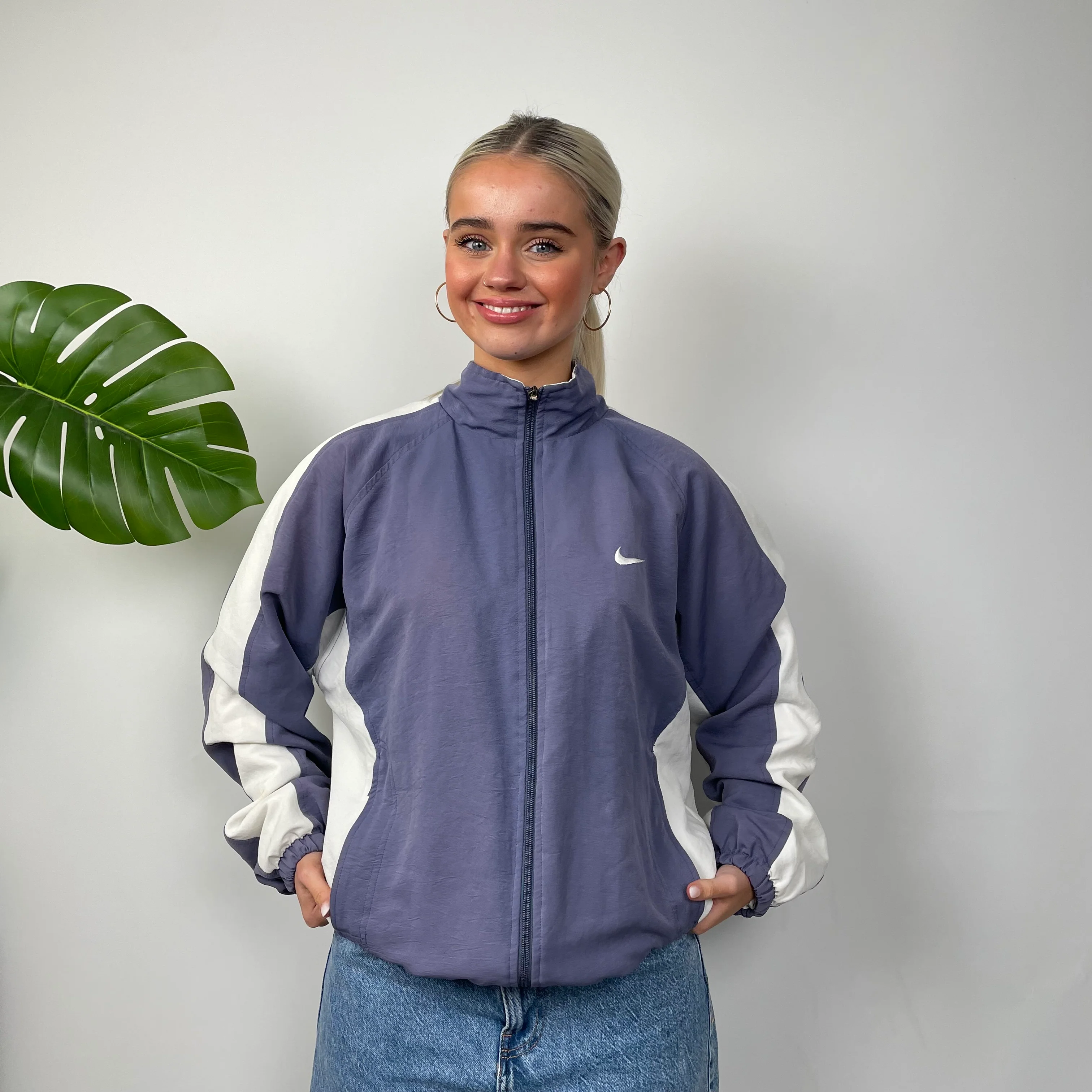 Nike RARE Navy Embroidered Spell Out Zip Up Windbreaker Jacket (M) - Image 2