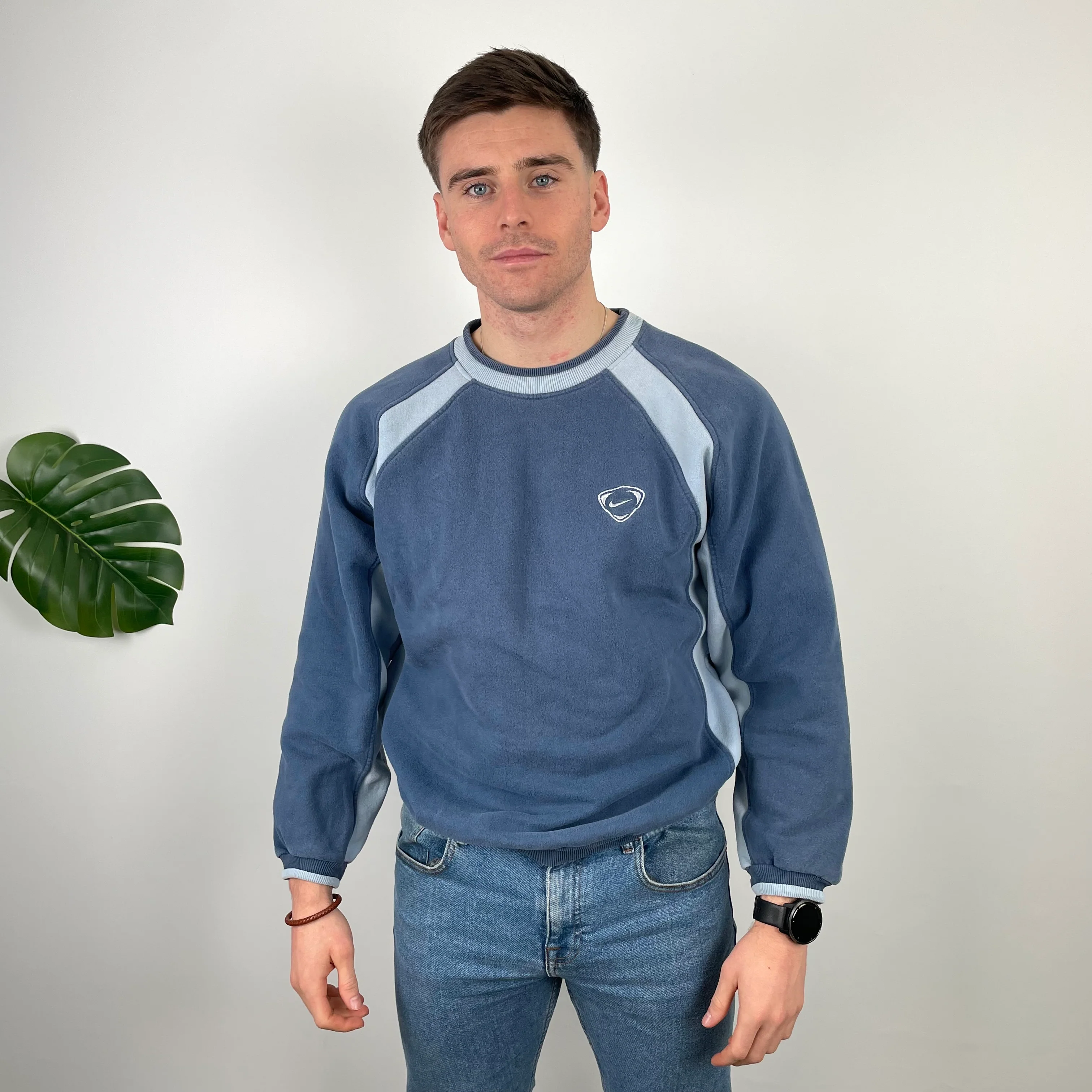Nike RARE Navy Embroidered Swoosh Sweatshirt (L)