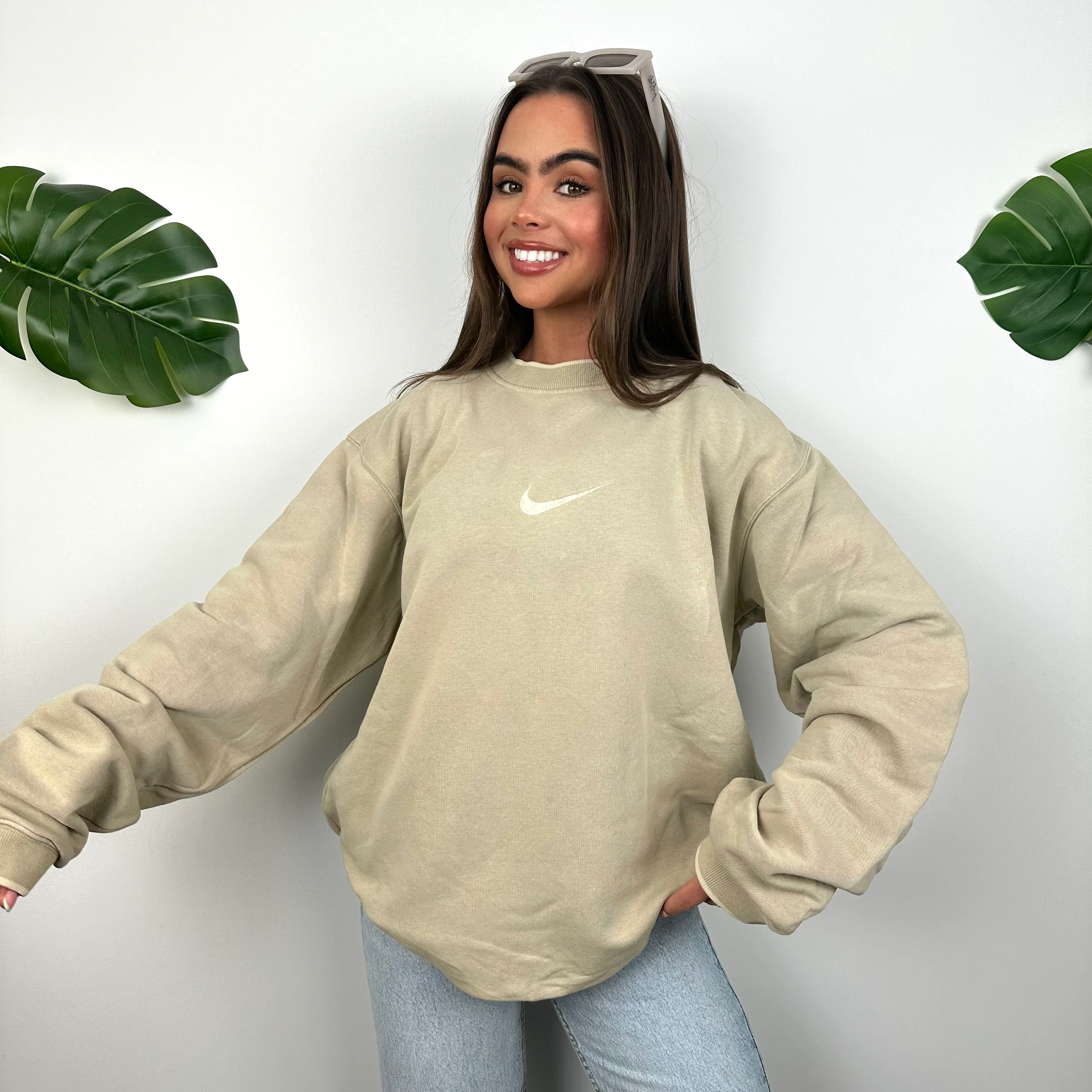 Nike RARE Tan Brown Embroidered Swoosh Sweatshirt (L) - Image 4