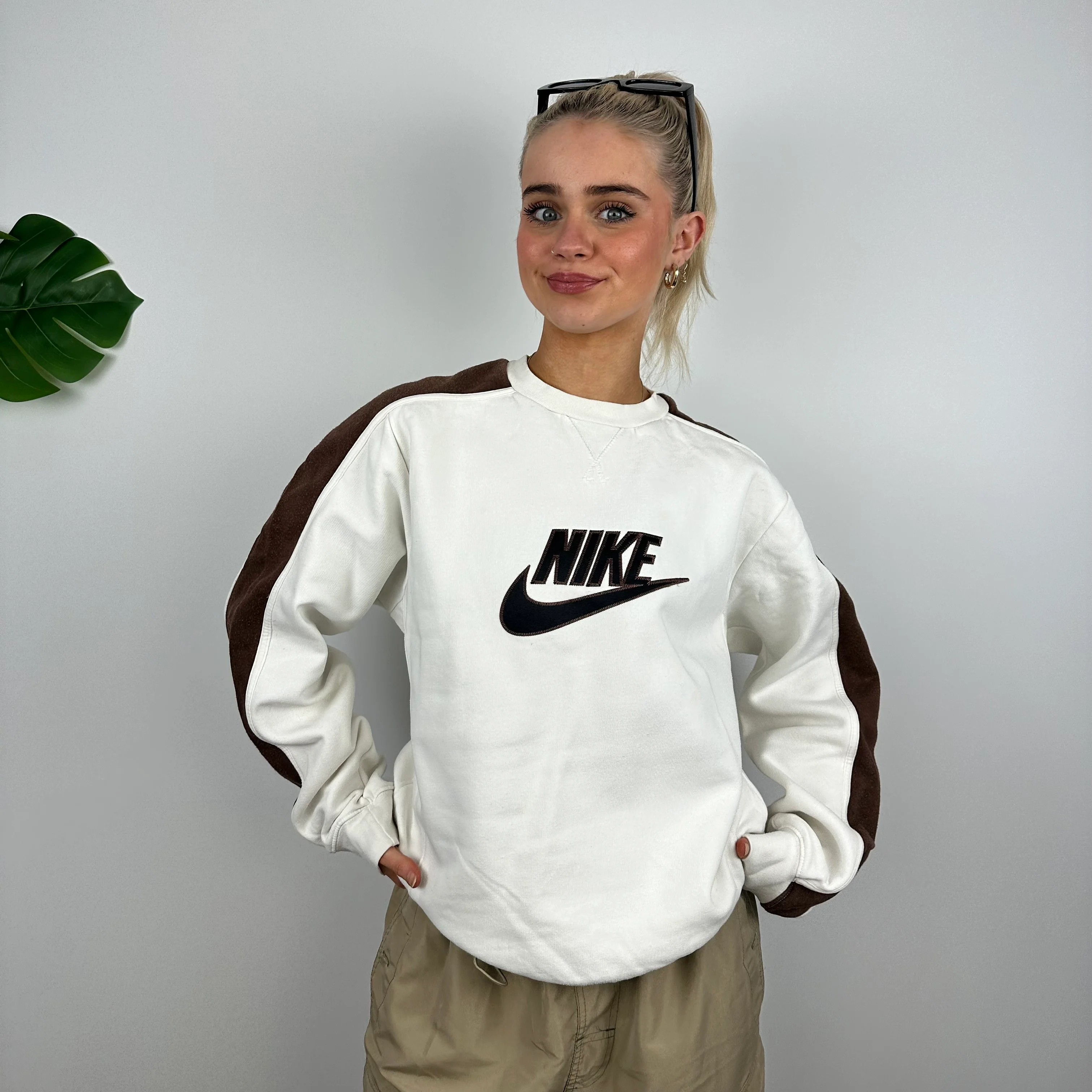 Nike RARE White Embroidered Spell Out Sweatshirt (S) - Image 3
