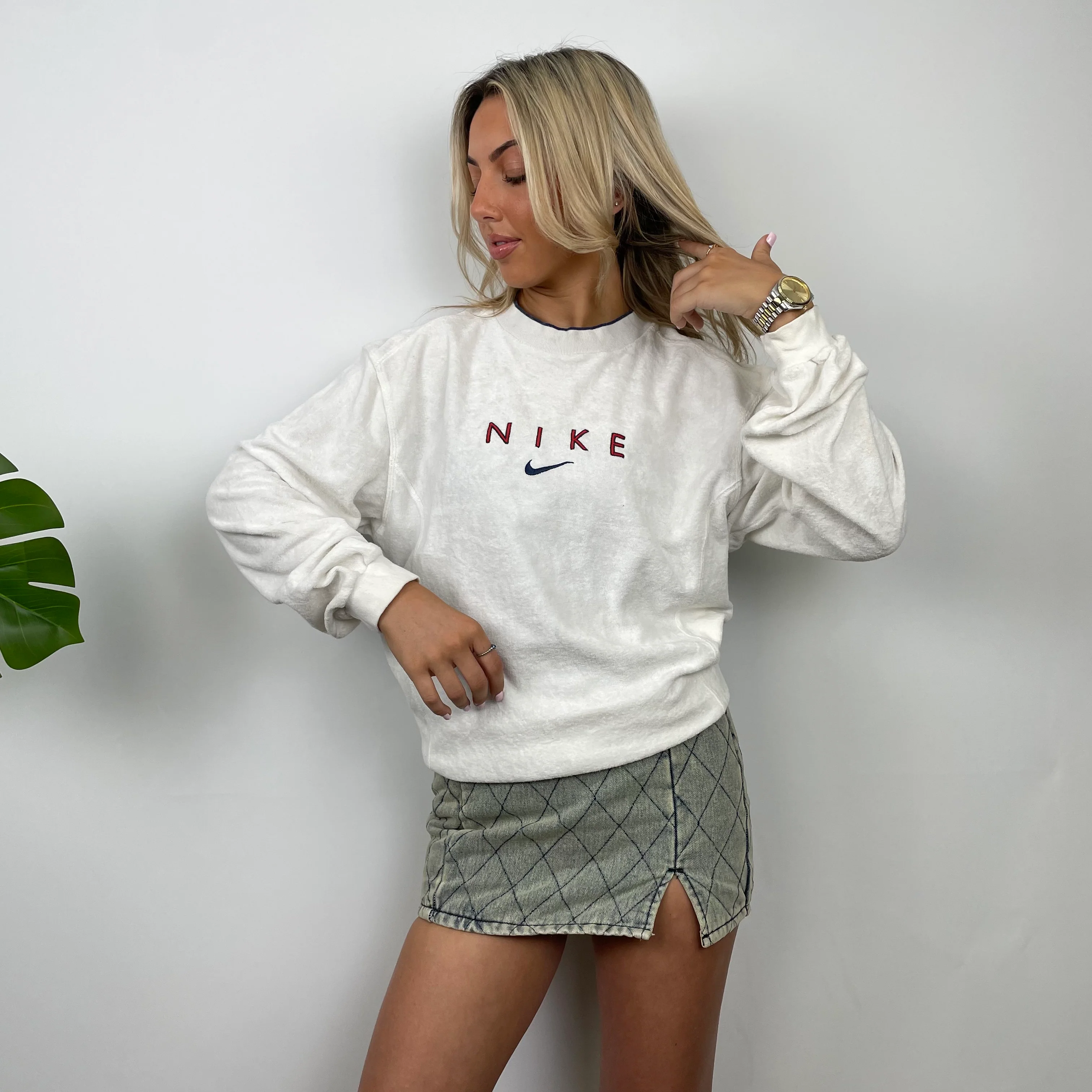 Nike RARE White Embroidered Spell Out Sweatshirt (M) - Image 3