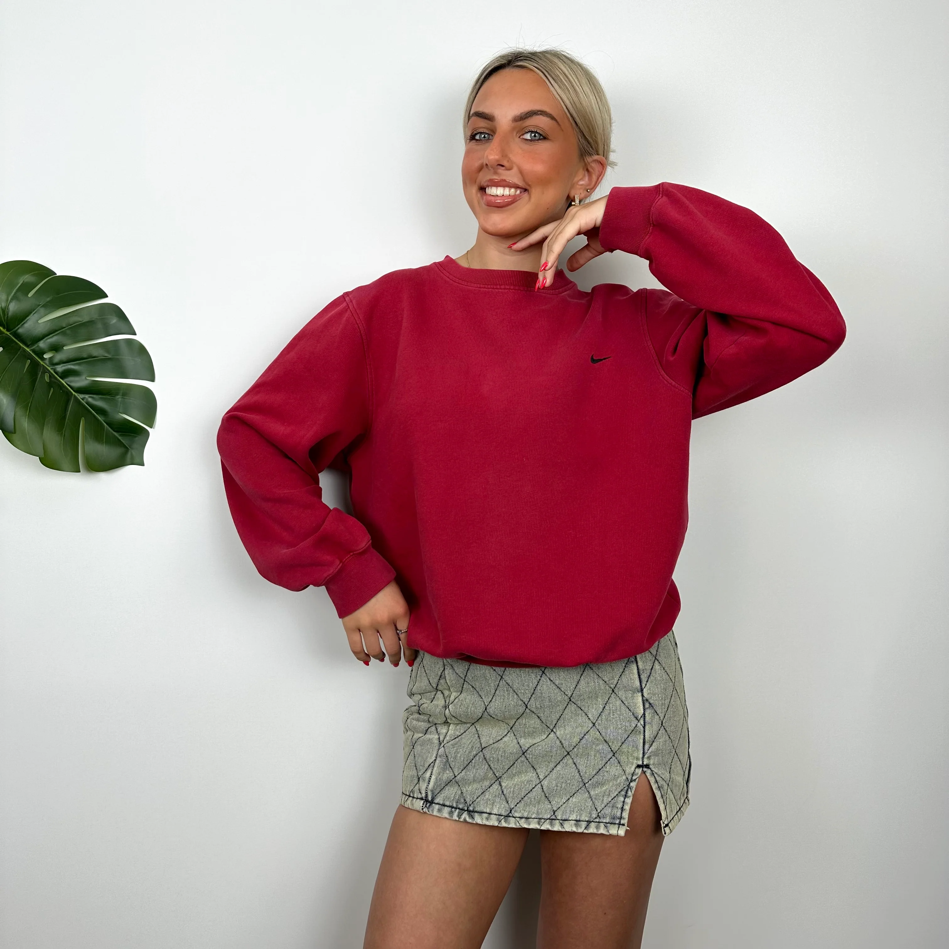 Nike Red Embroidered Swoosh Sweatshirt (M) - Image 2