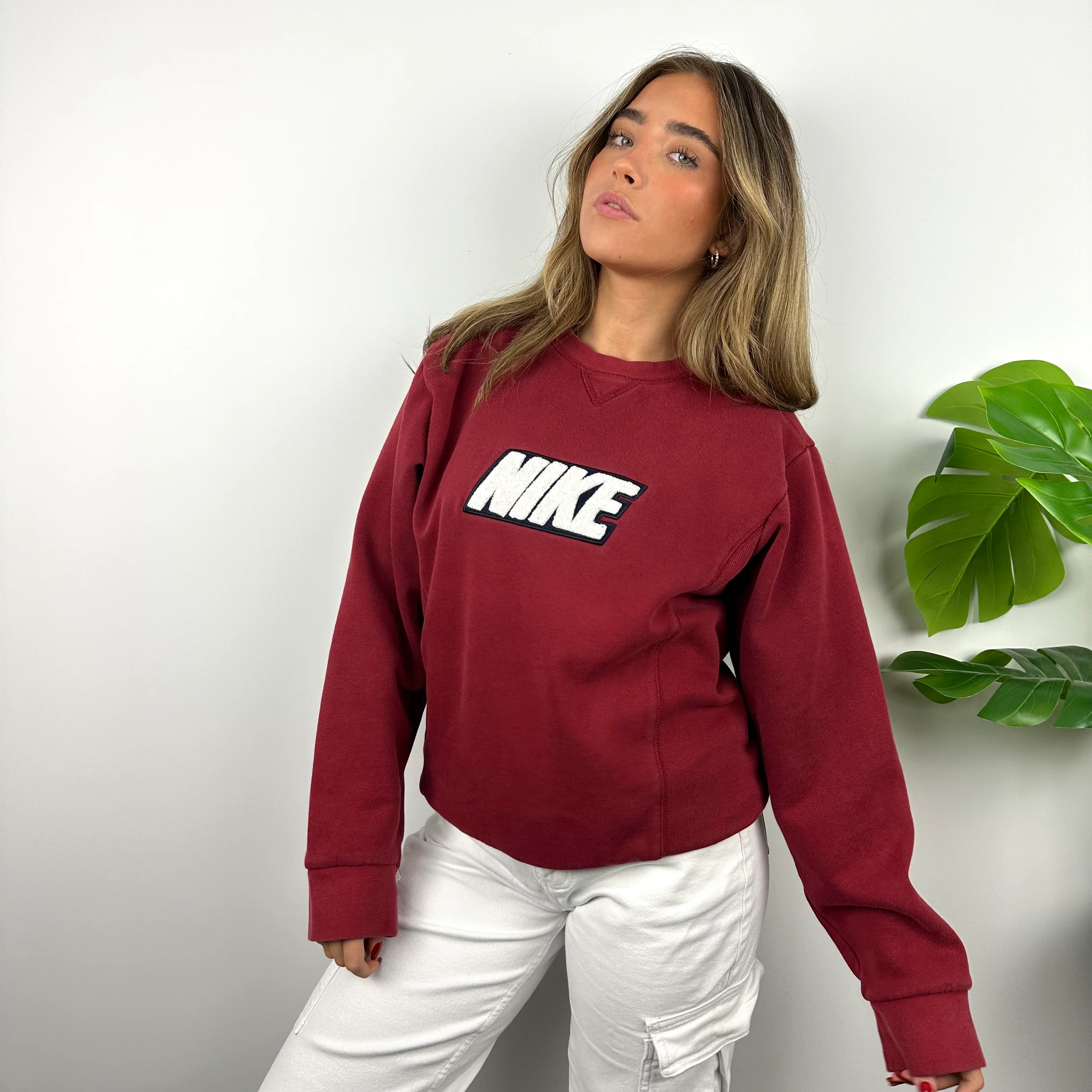 Nike Red Embroidered Spell Out Sweatshirt (M) - Image 4