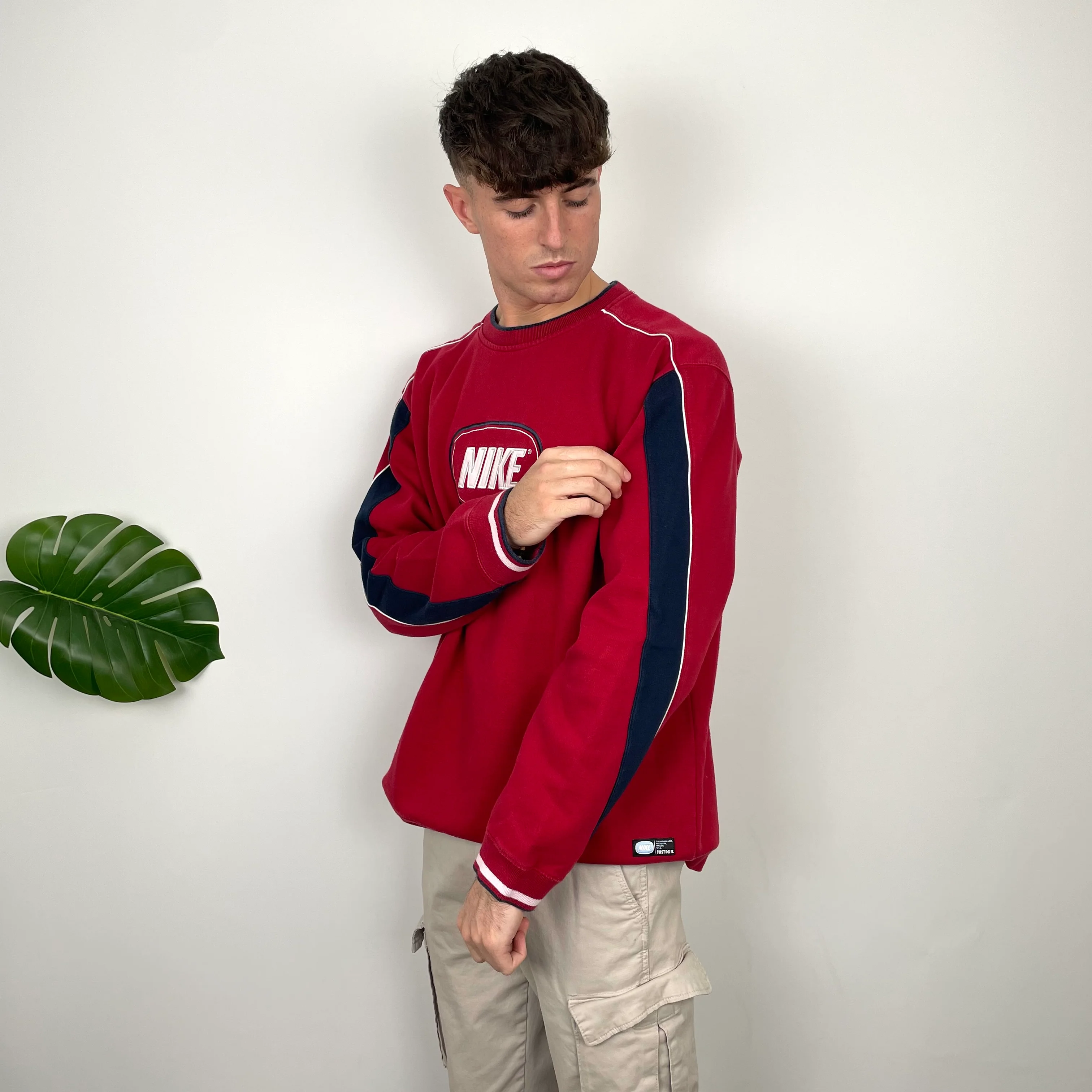 Nike Red Embroidered Spell Out Sweatshirt (L) - Image 4