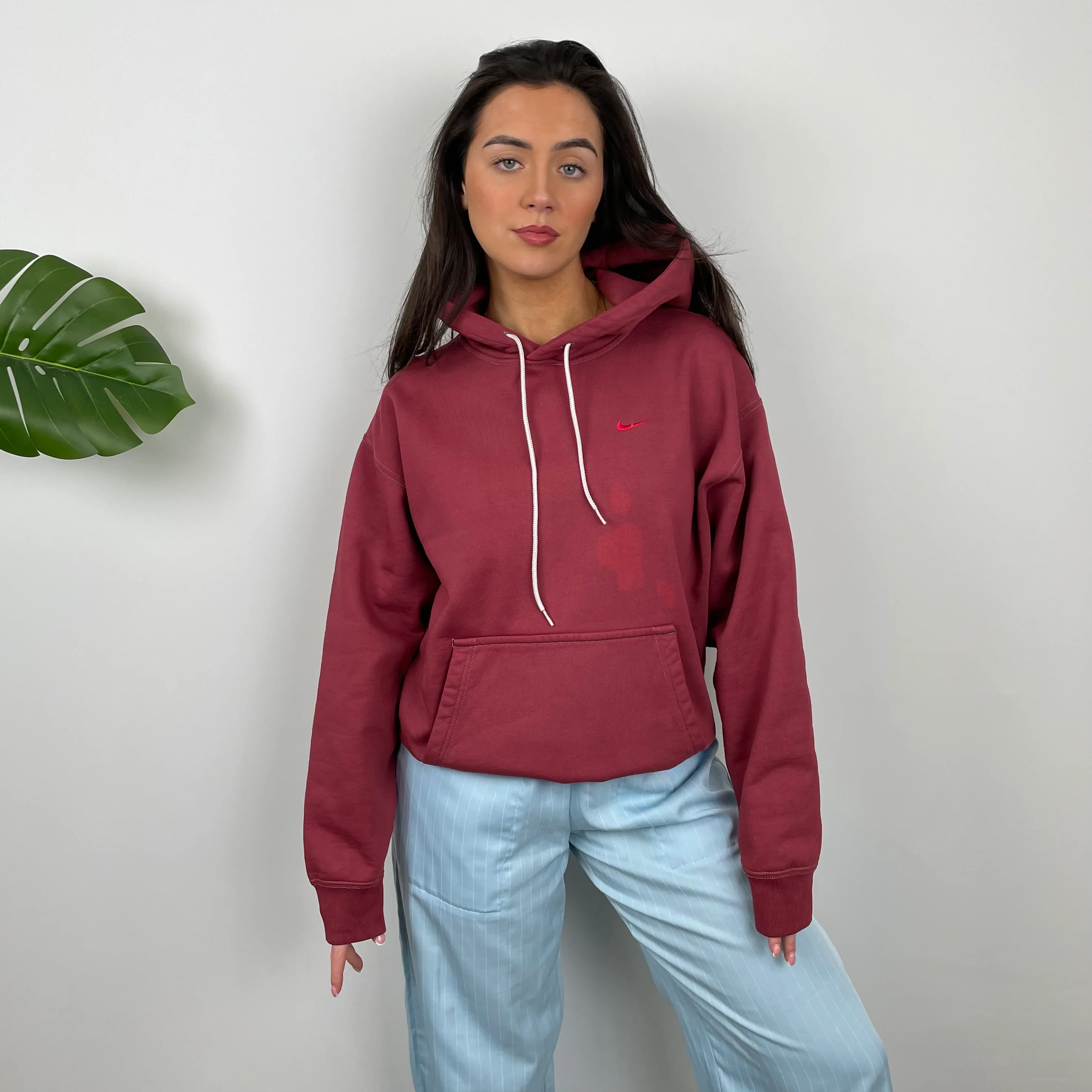 Nike Red Embroidered Swoosh Hoodie (M) - Image 2