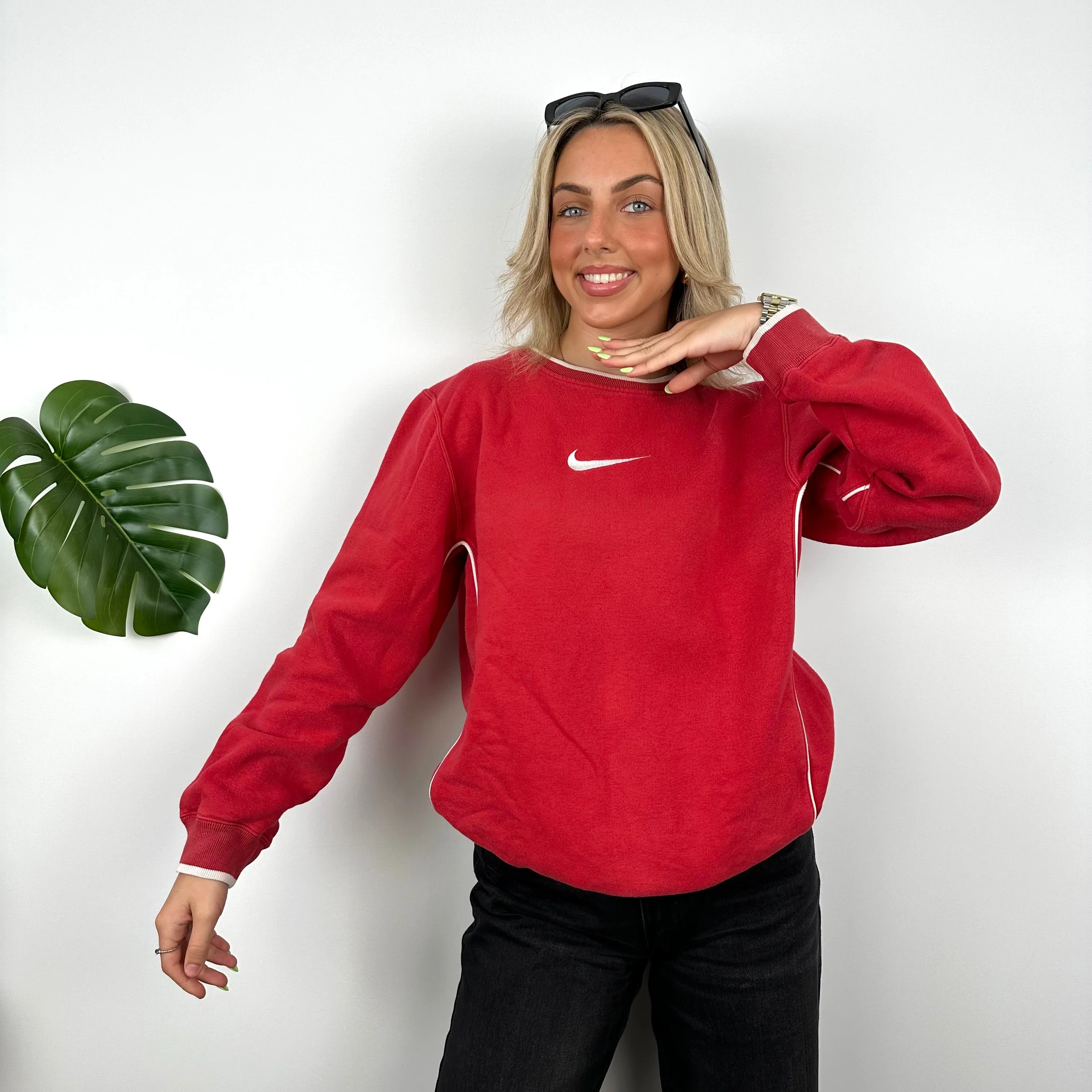 Nike Red Embroidered Swoosh Sweatshirt (L) - Image 4