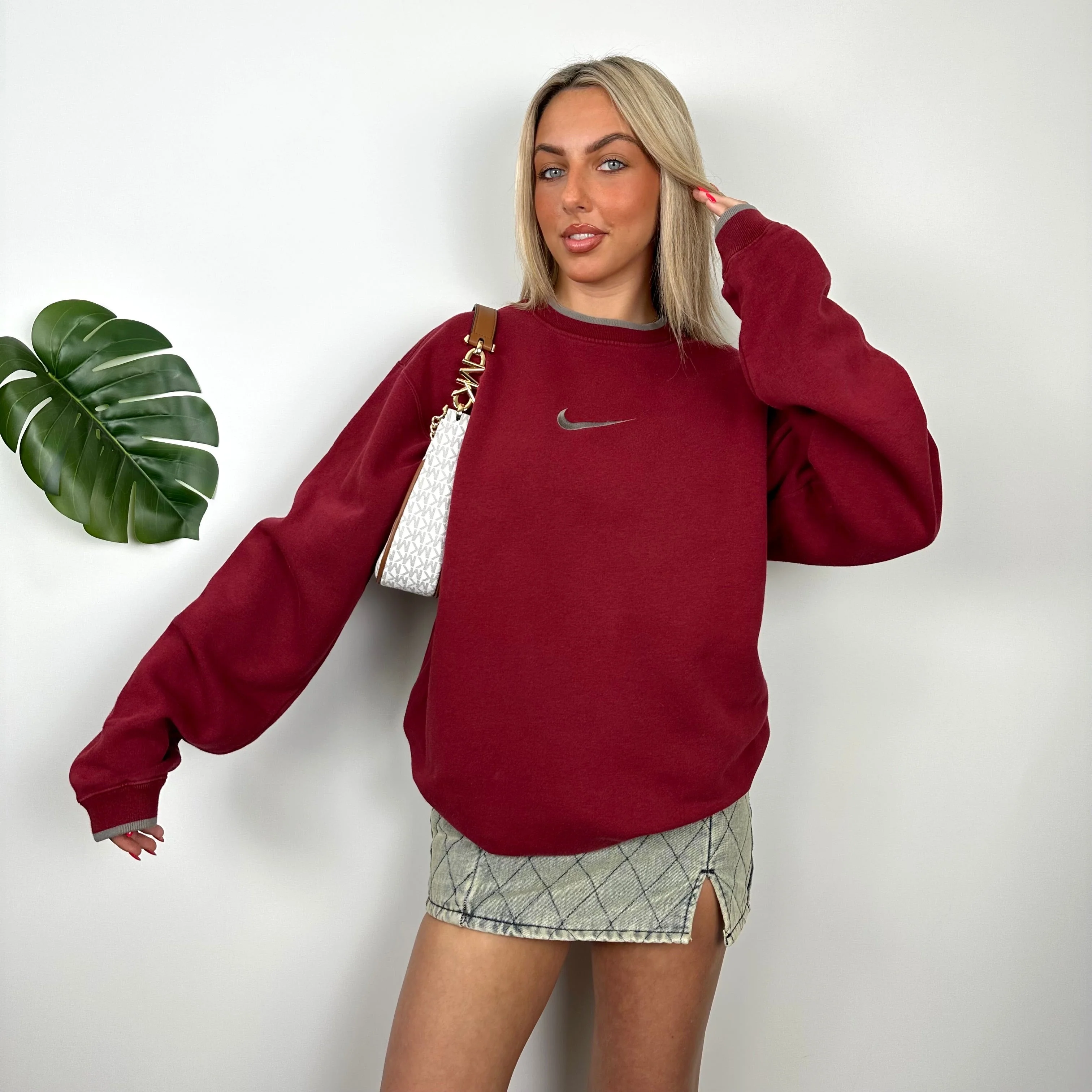 Nike Red Embroidered Swoosh Sweatshirt (XL) - Image 3