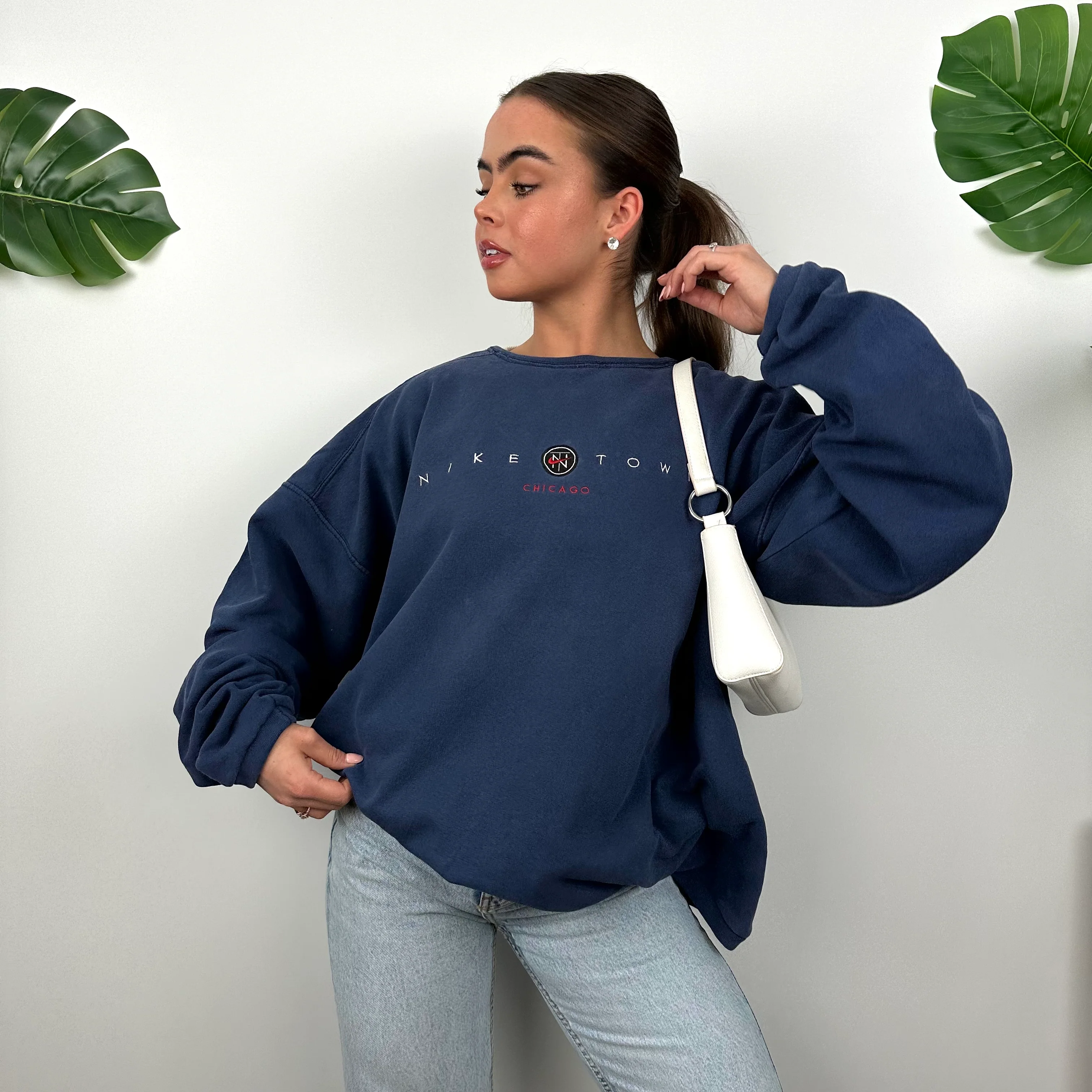 Nike Town Chicago Navy Embroidered Spell Out Sweatshirt (L) - Image 2
