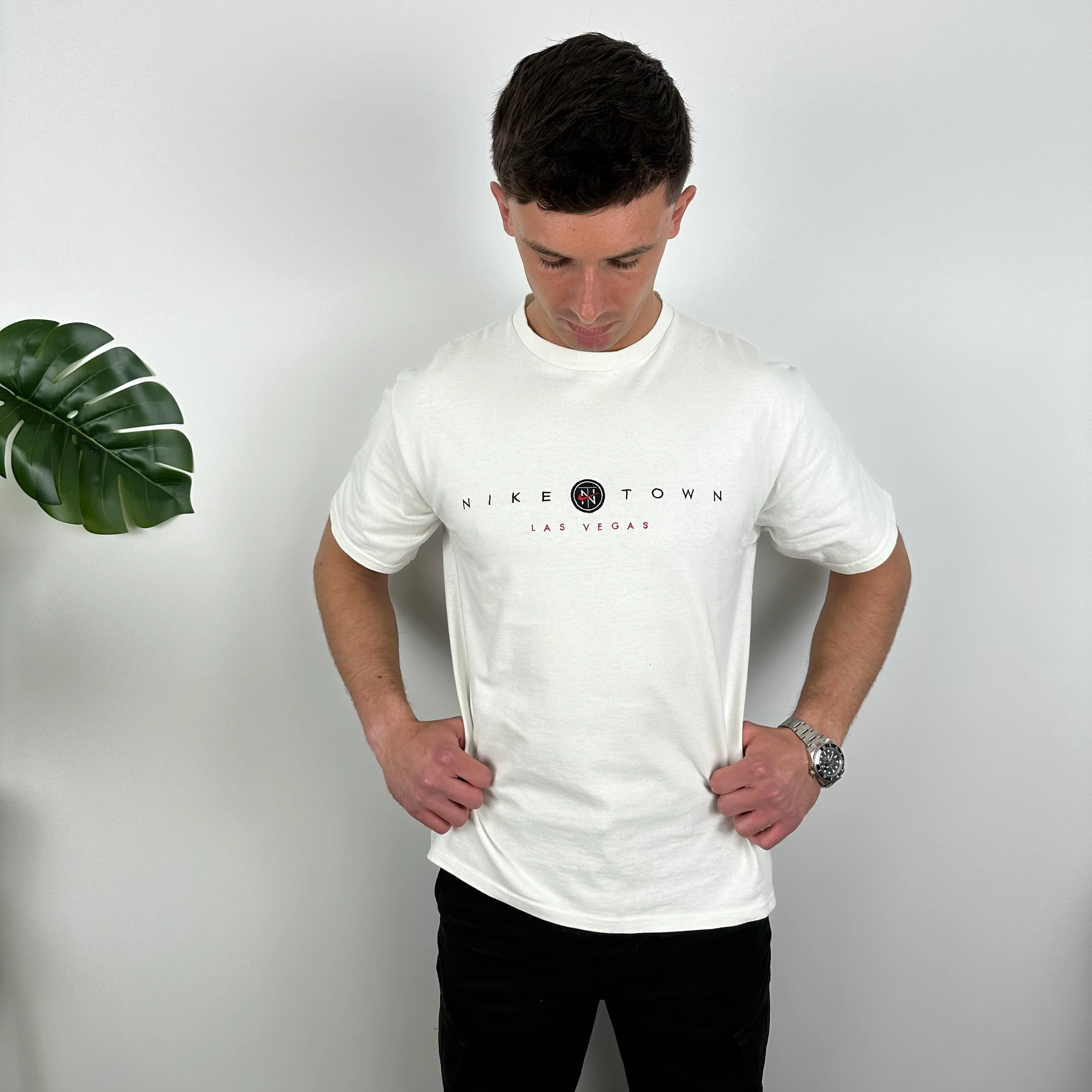 Nike Town Las Vegas White Embroidered Spell Out T Shirt (M) - Image 2