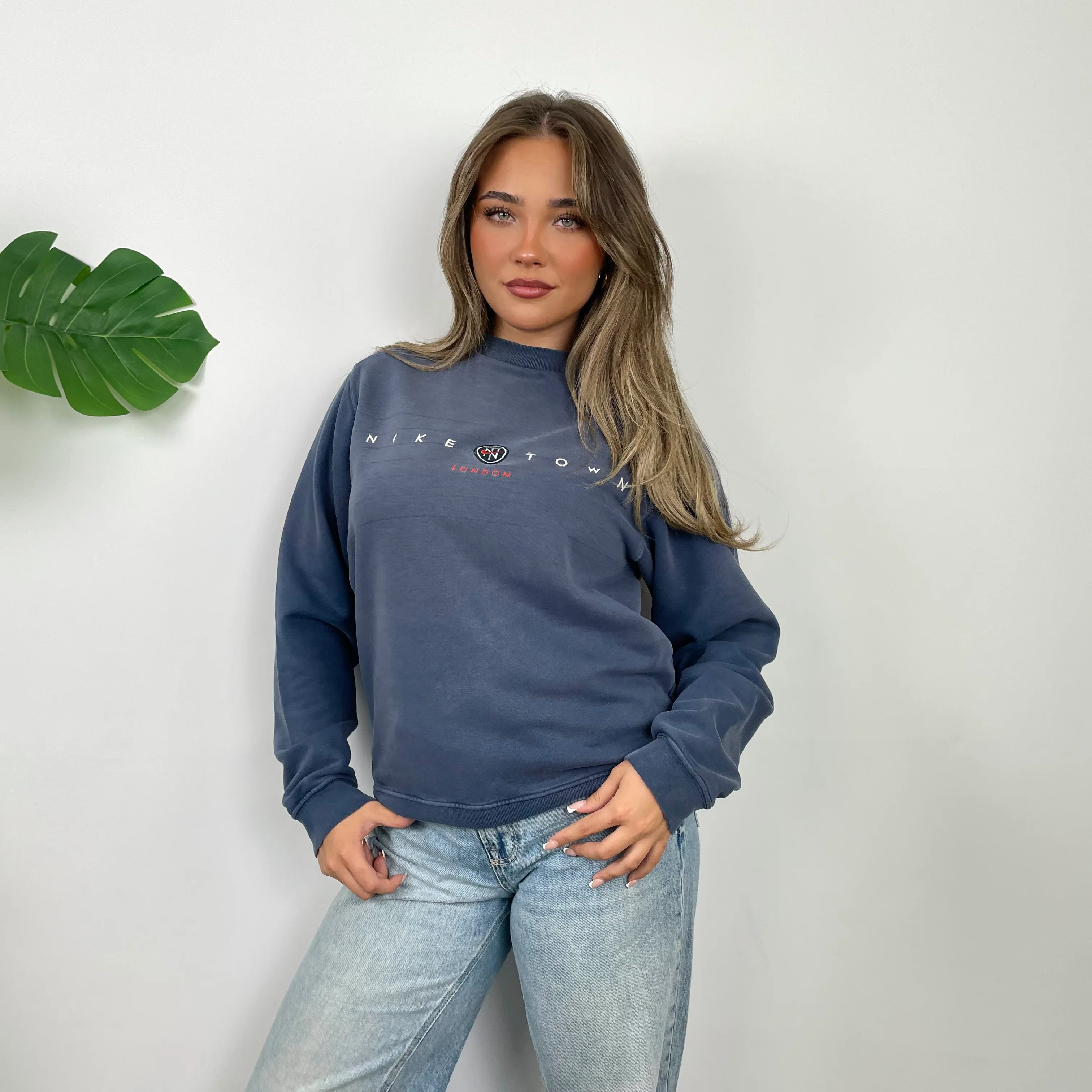 Nike Town London Blue Embroidered Spell Out Sweatshirt (S) - Image 2