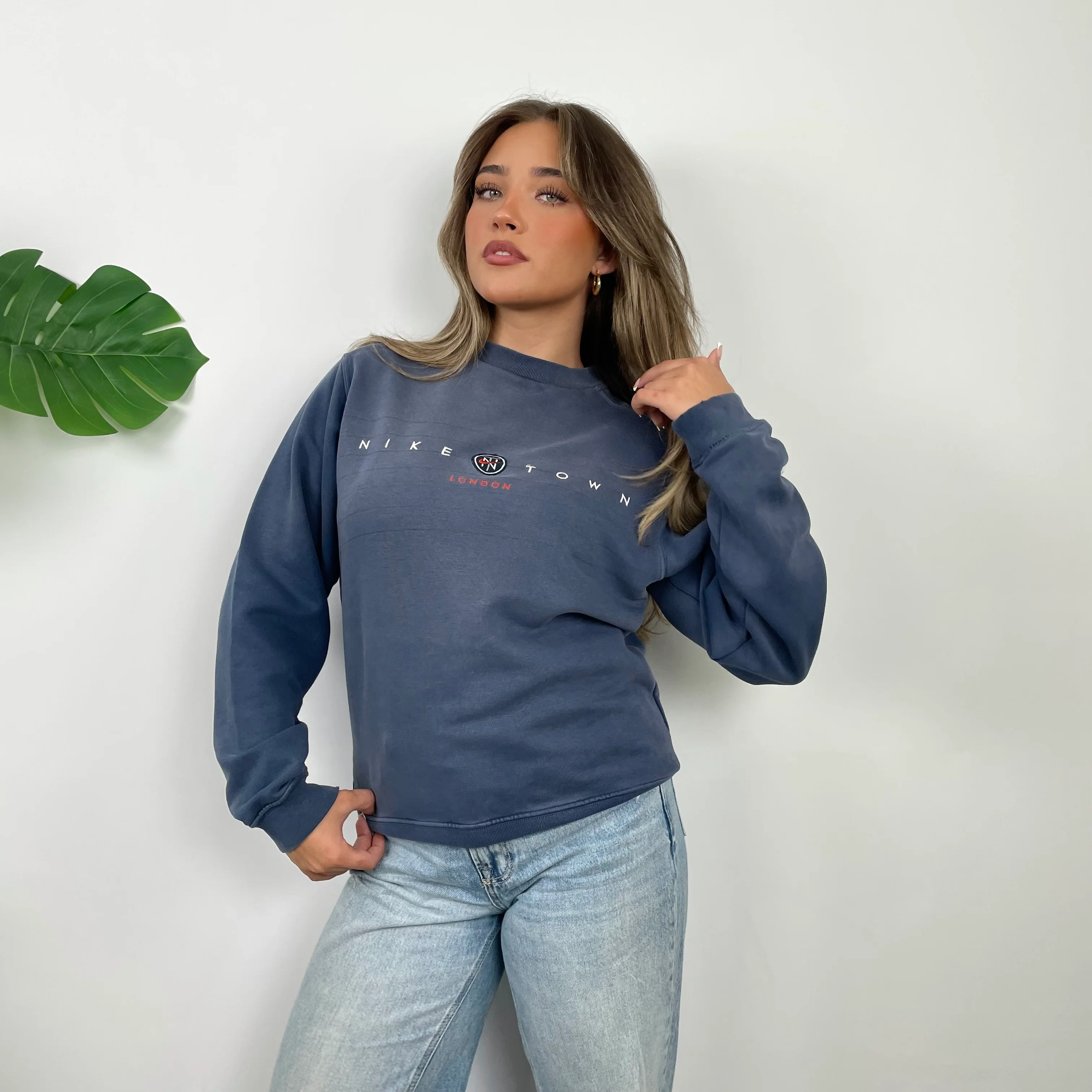 Nike Town London Blue Embroidered Spell Out Sweatshirt (S) - Image 3