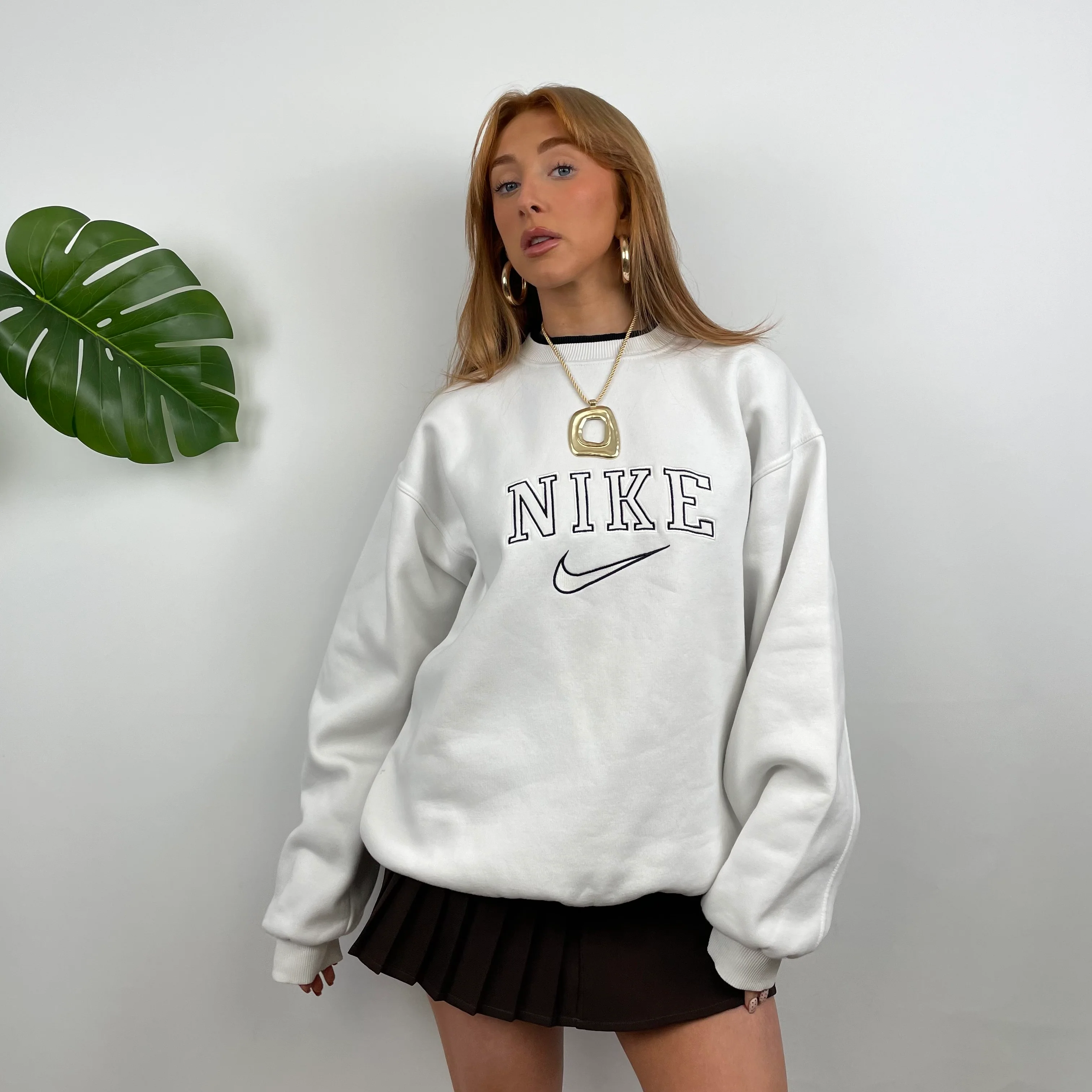 Nike White Embroidered Spell Out Sweatshirt (M)