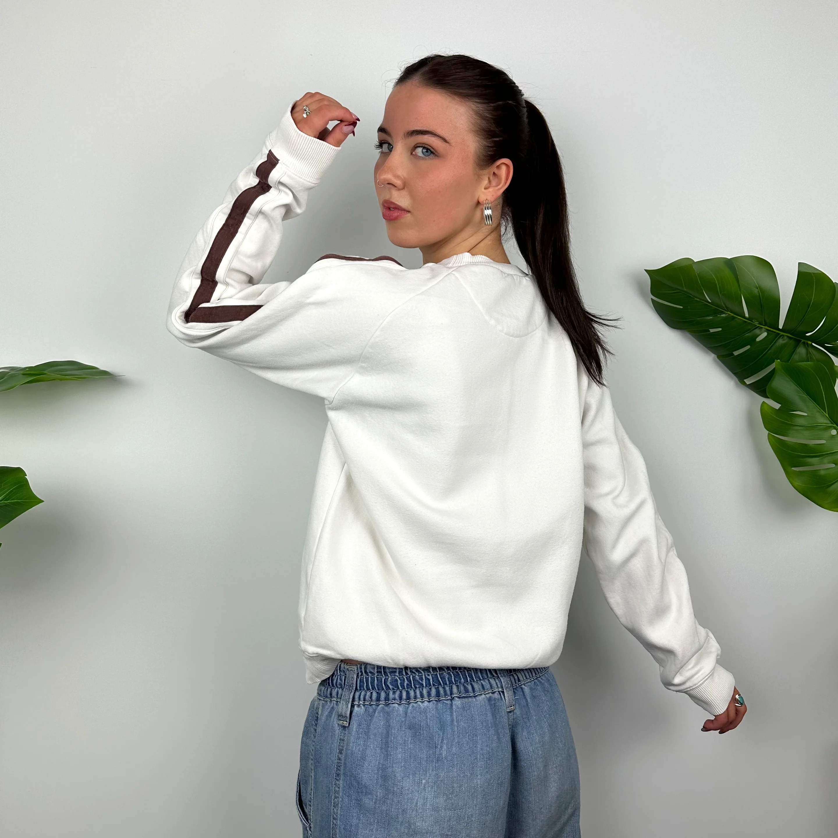 Nike White Embroidered Spell Out Sweatshirt (S) - Image 8