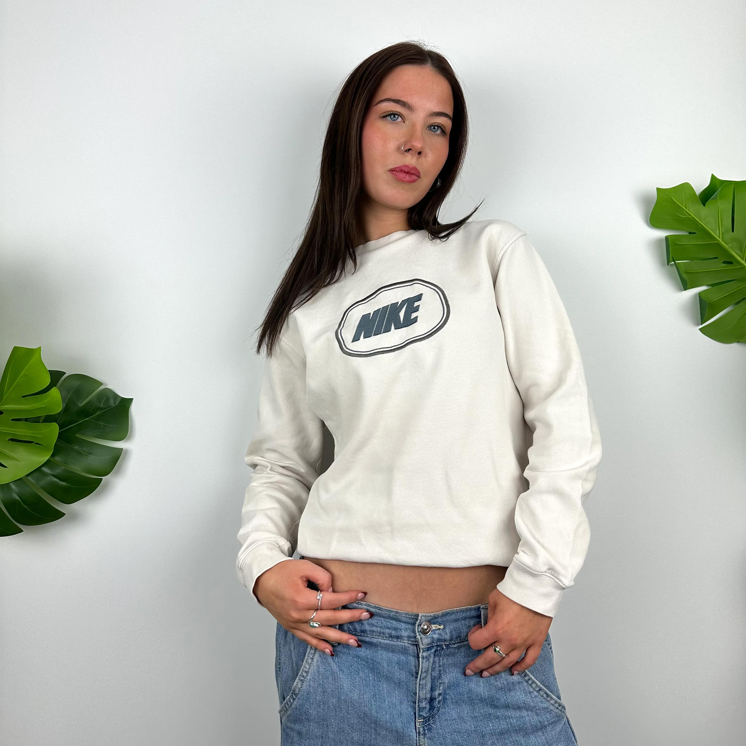 Nike White Embroidered Spell Out Sweatshirt (S) - Image 6