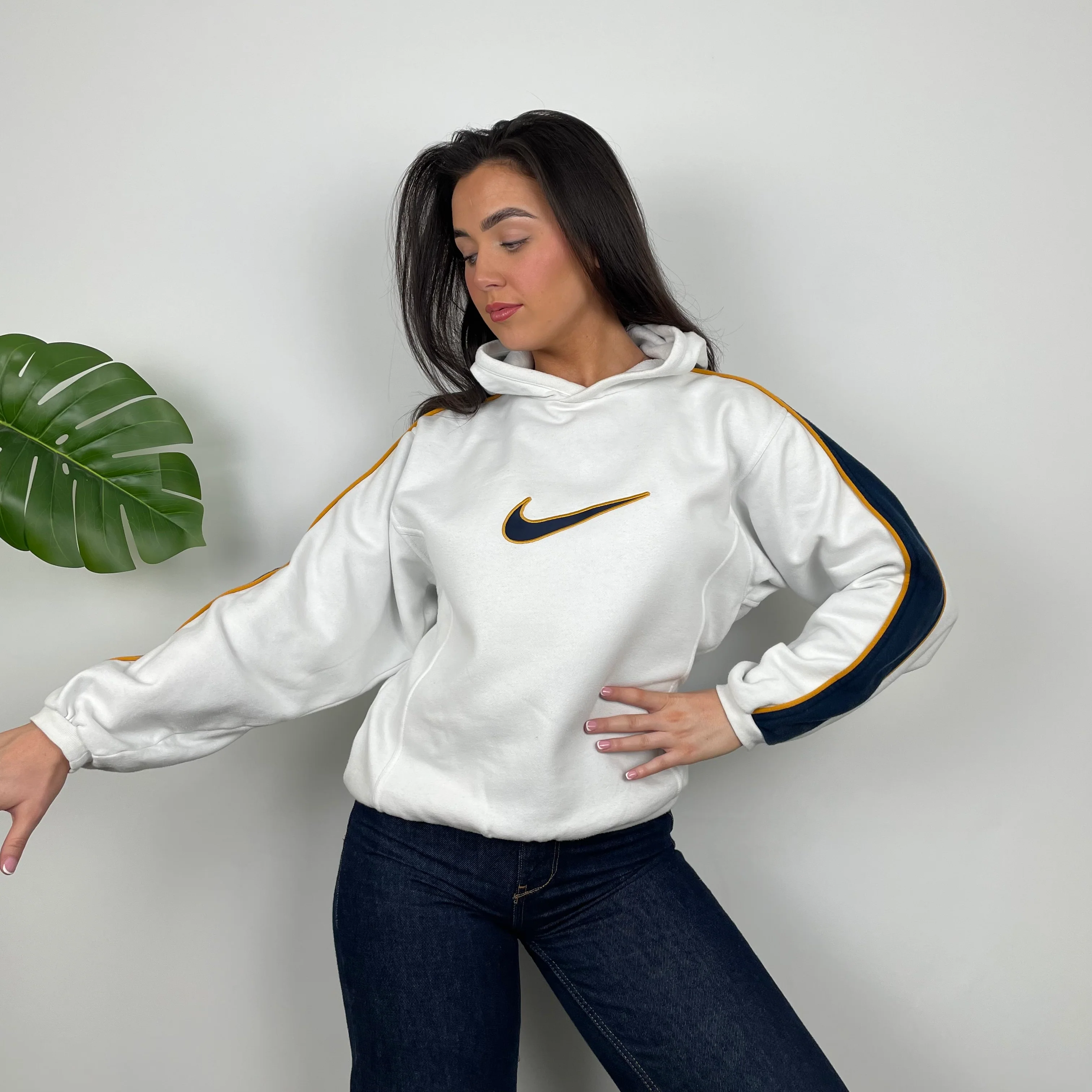 Nike White Embroidered Swoosh Hoodie (XS) - Image 5