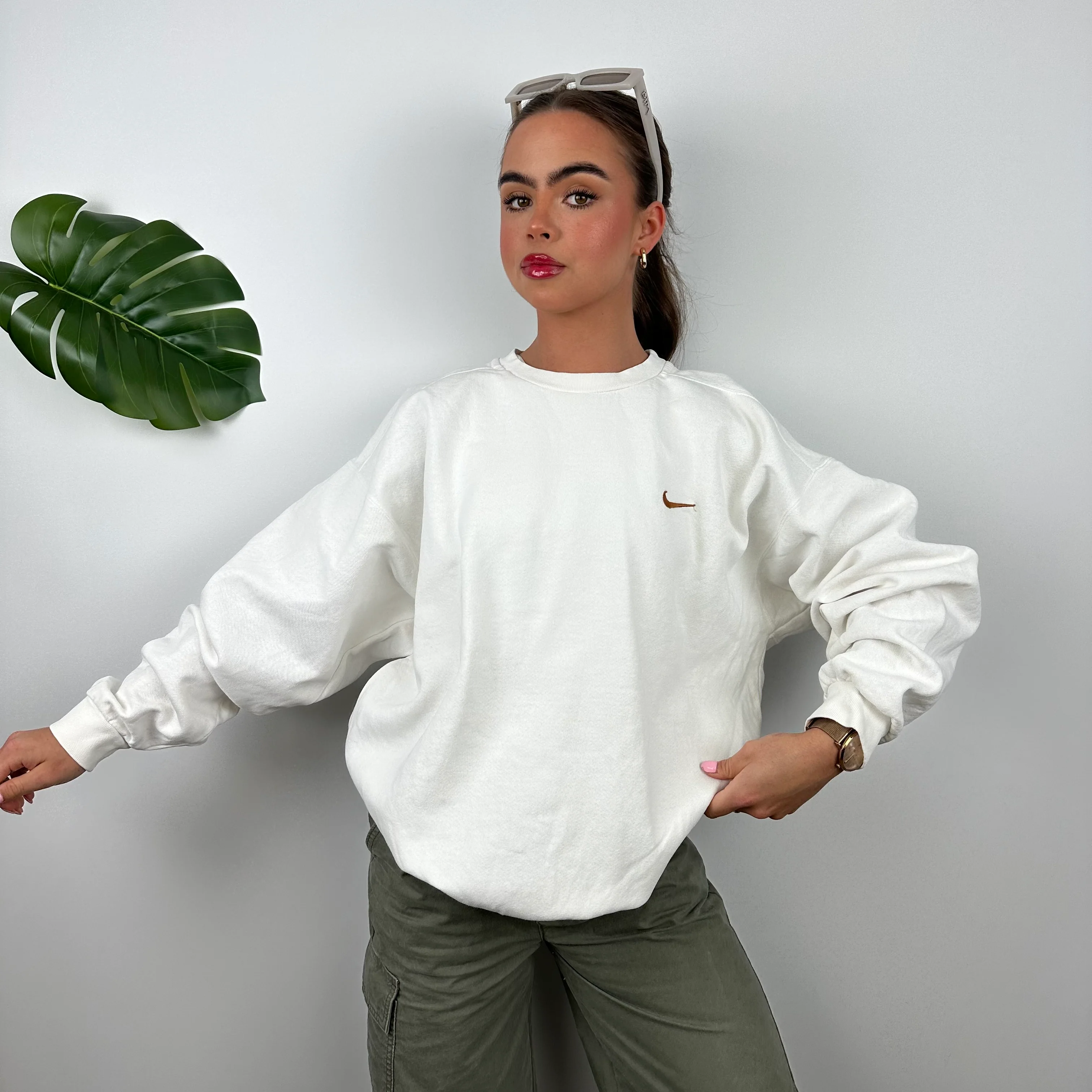 Nike White Embroidered Swoosh Sweatshirt (L) - Image 6