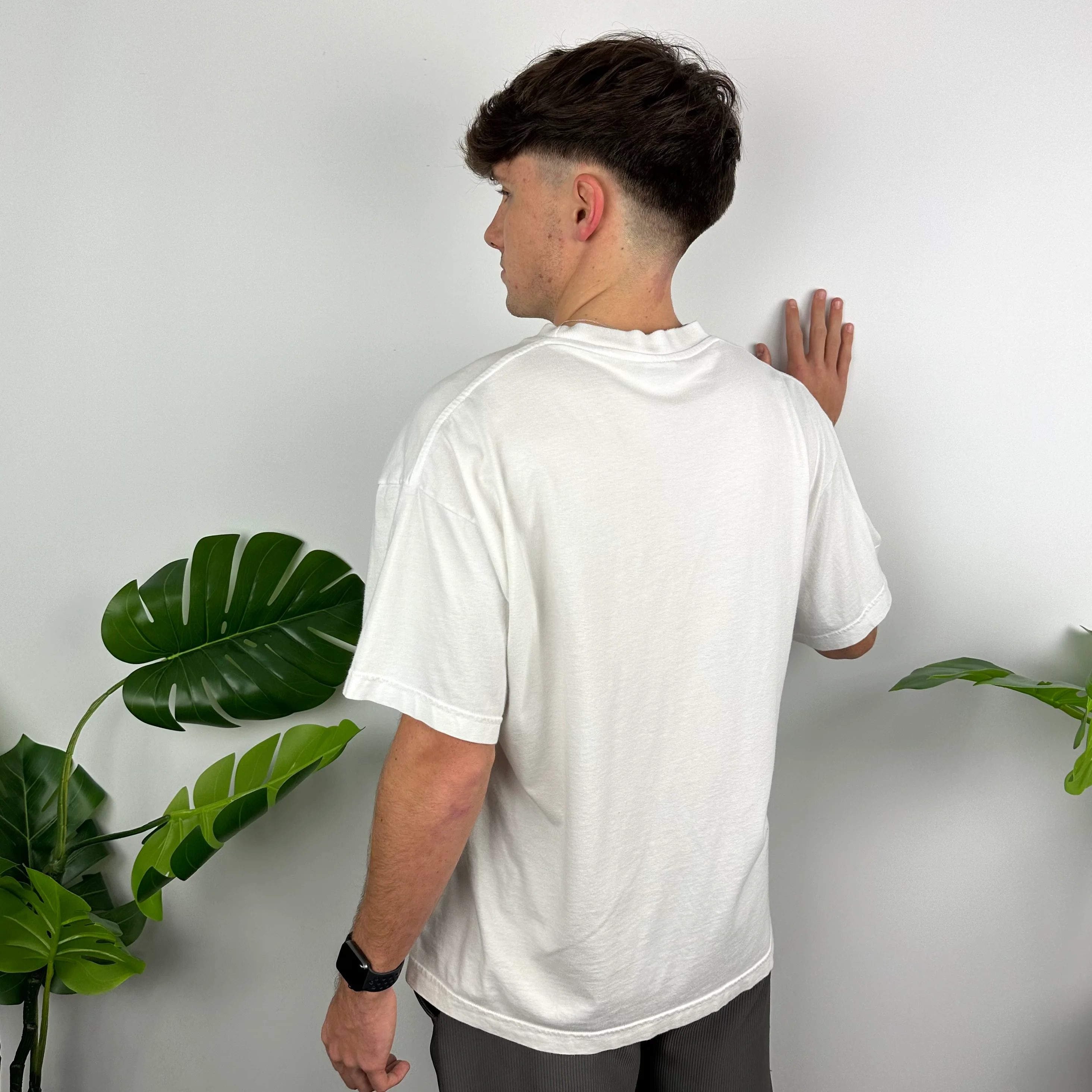 Nike White Swoosh T Shirt (L) - Image 4