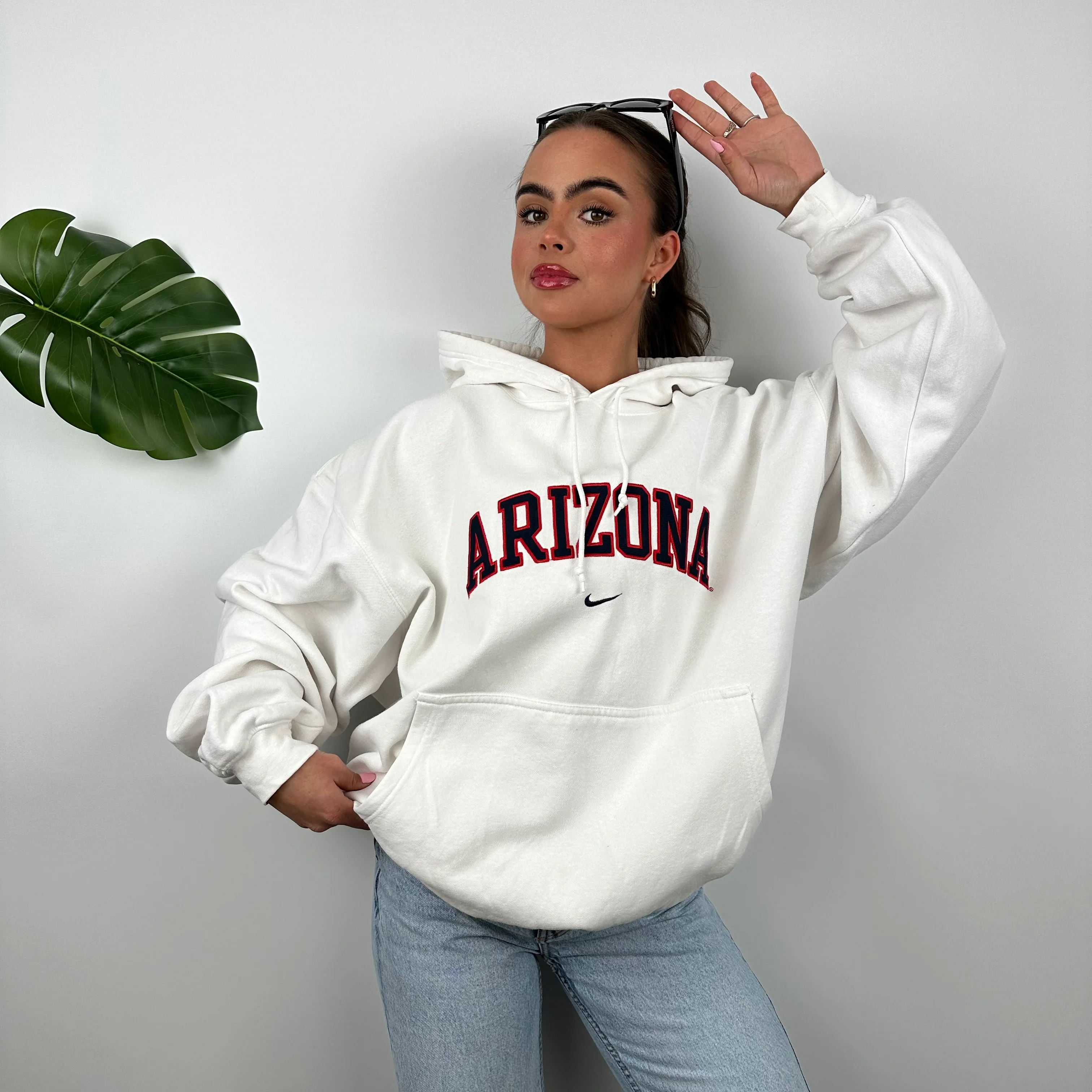 Nike x Arizona White Embroidered Spell Out Hoodie (XXL) - Image 4
